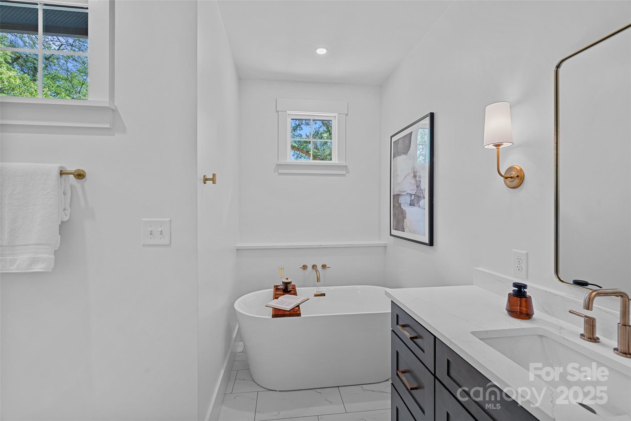 2742 Bancroft Street