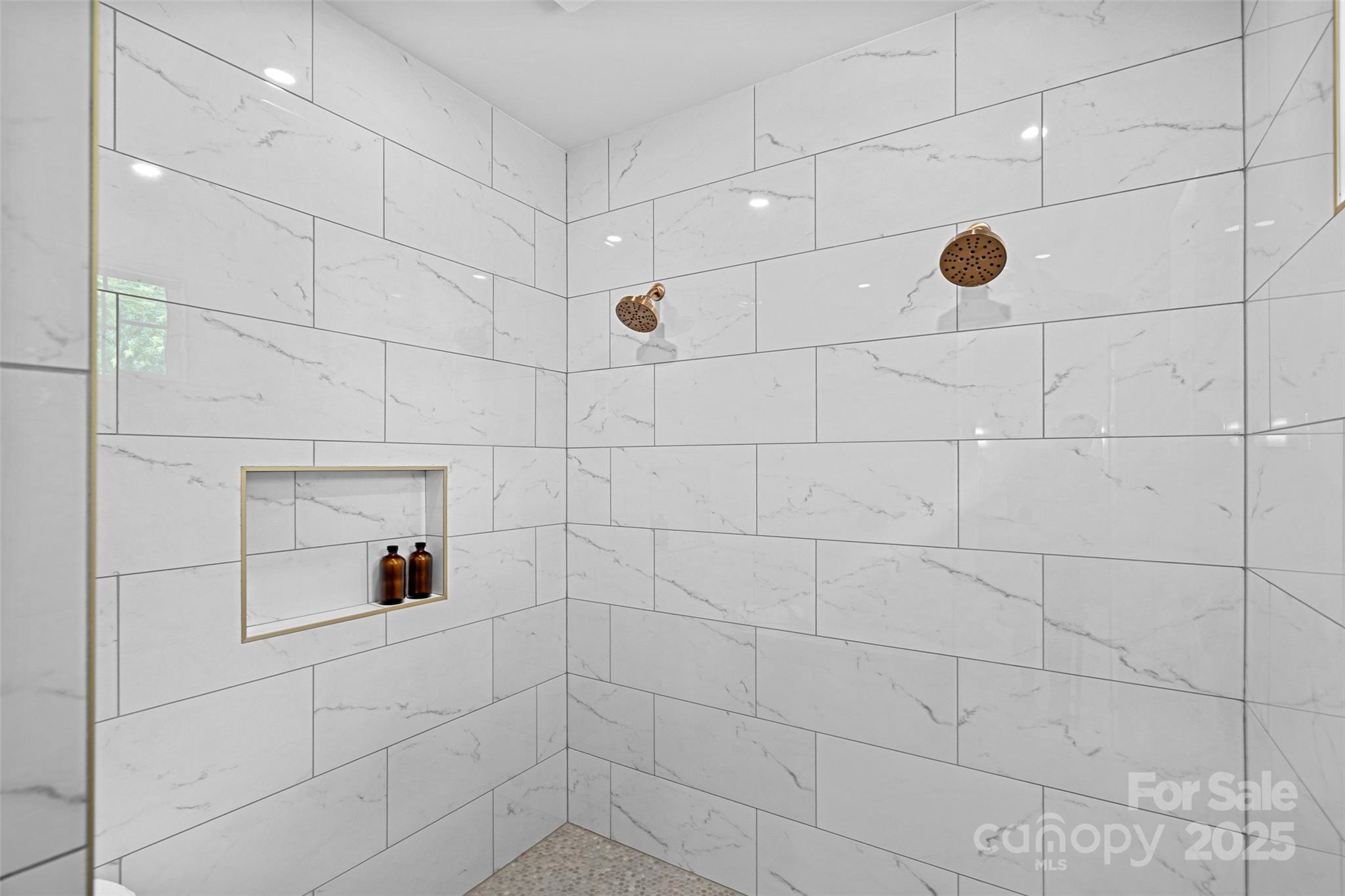 2742 Bancroft Street