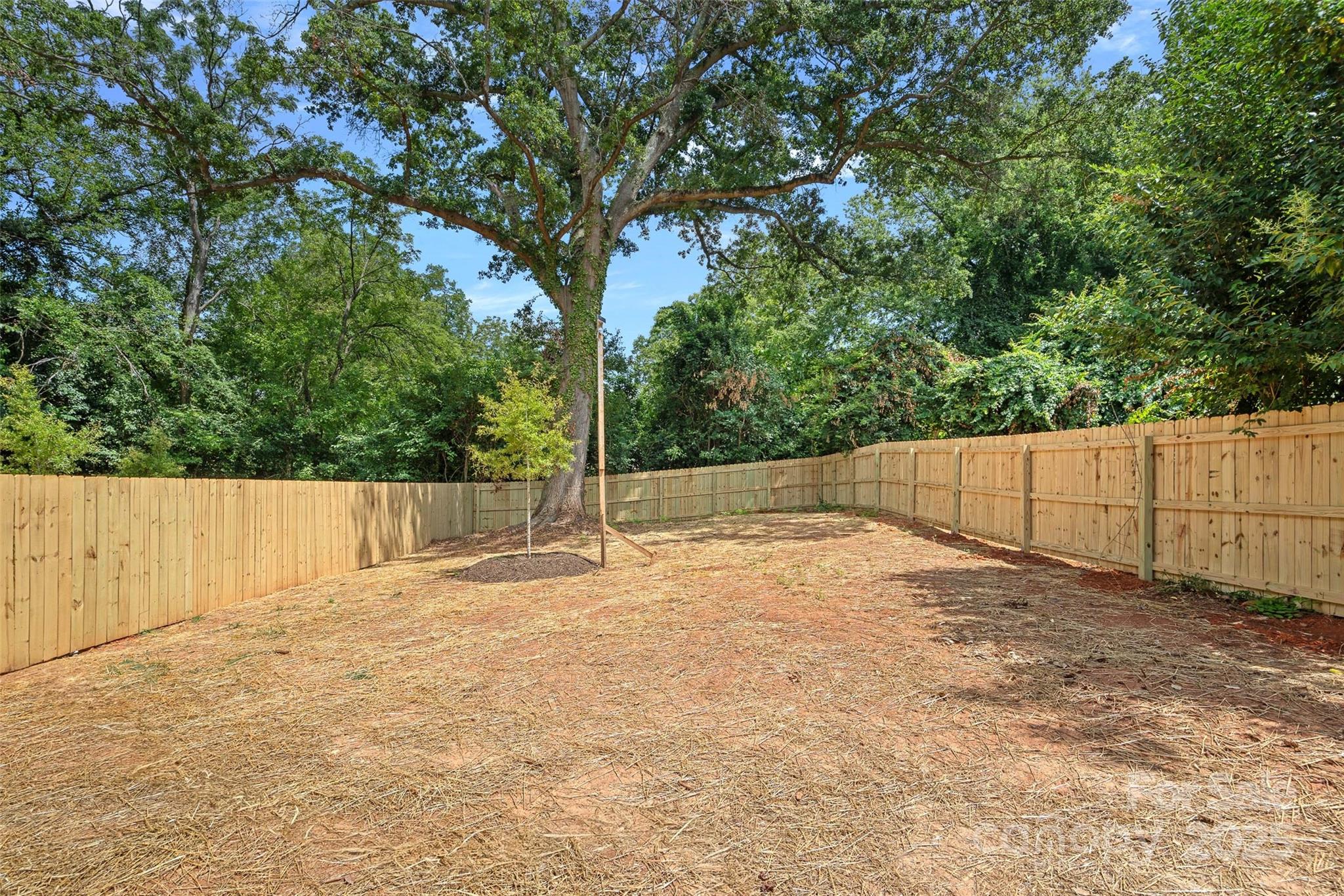 2742 Bancroft Street