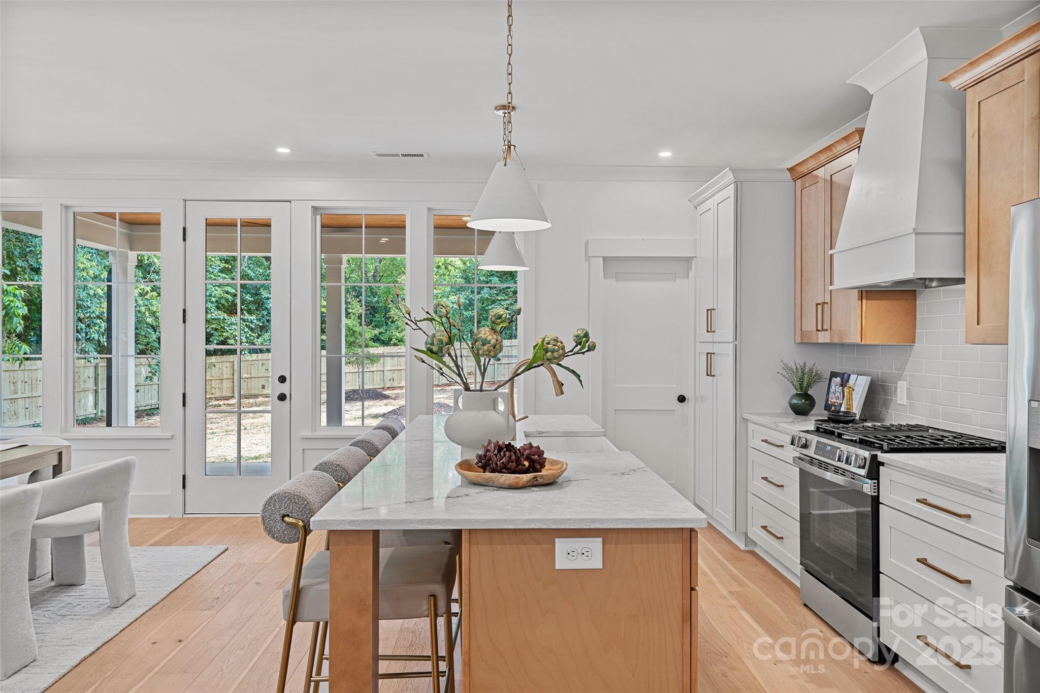 2742 Bancroft Street