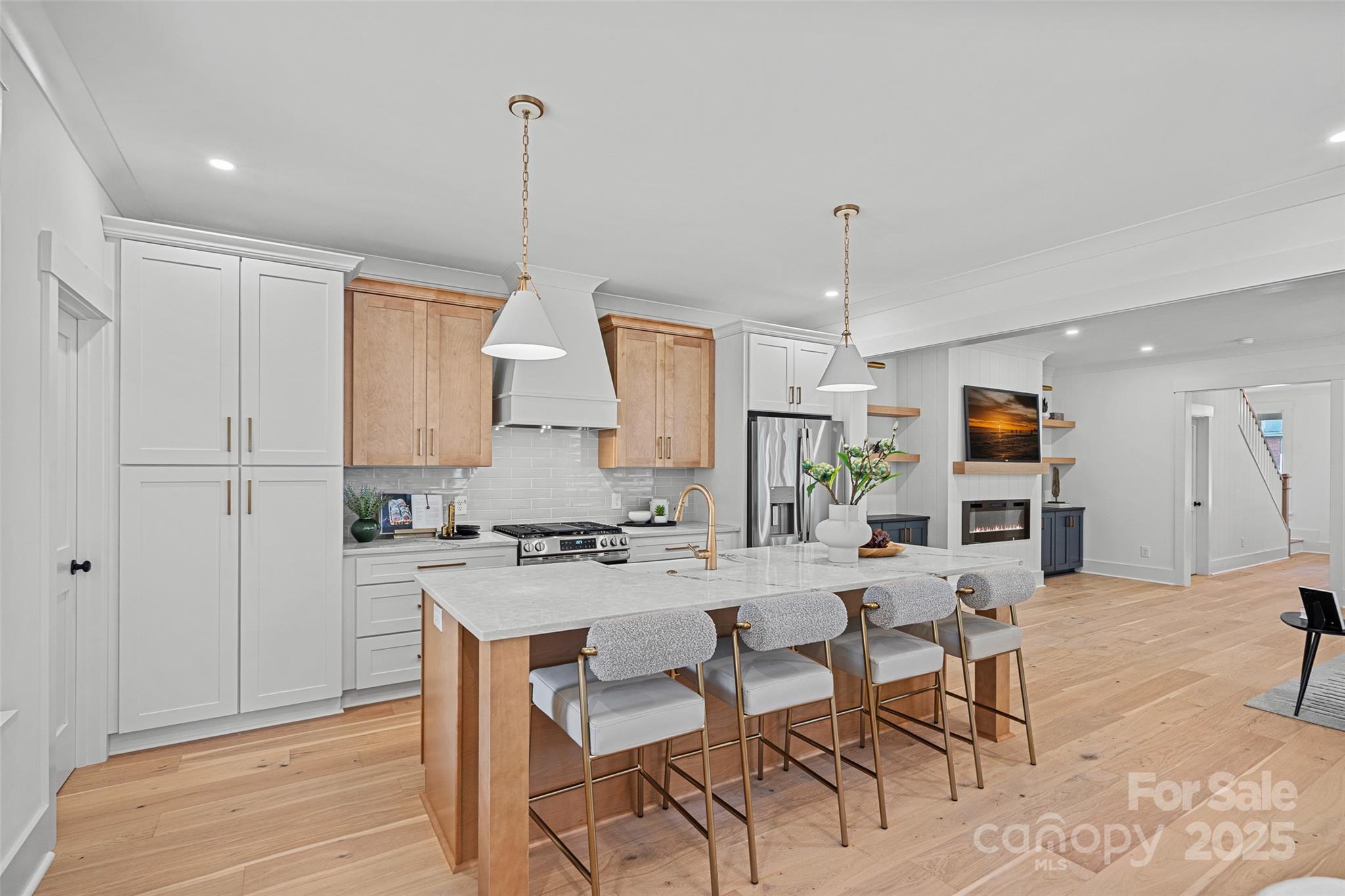 2746 Bancroft Street