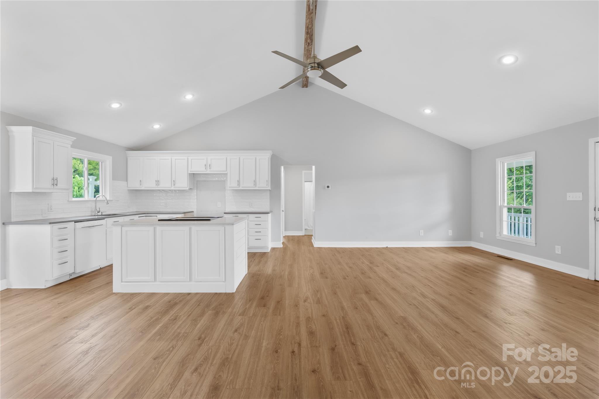 160 Pampas Lane