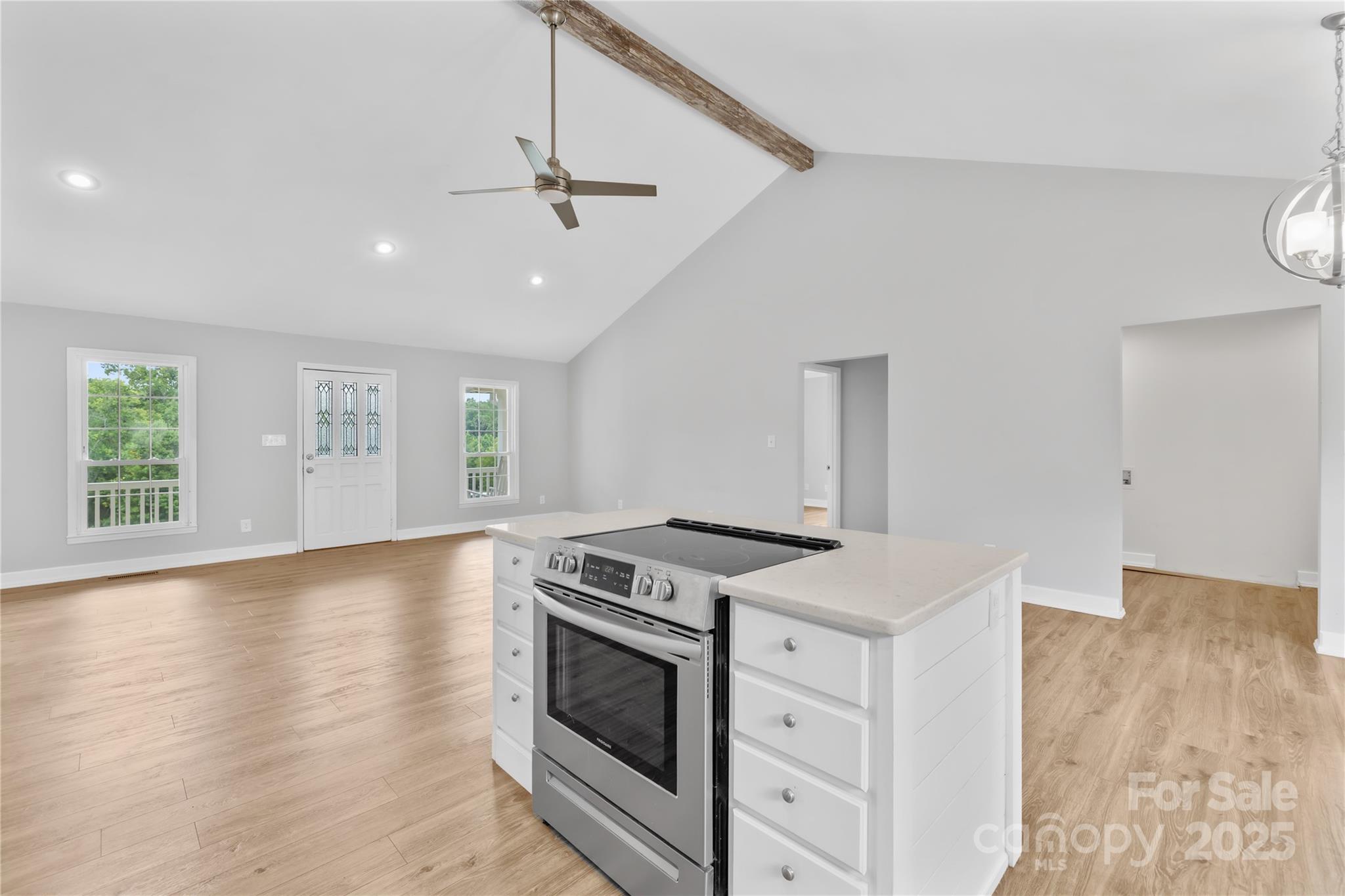 160 Pampas Lane