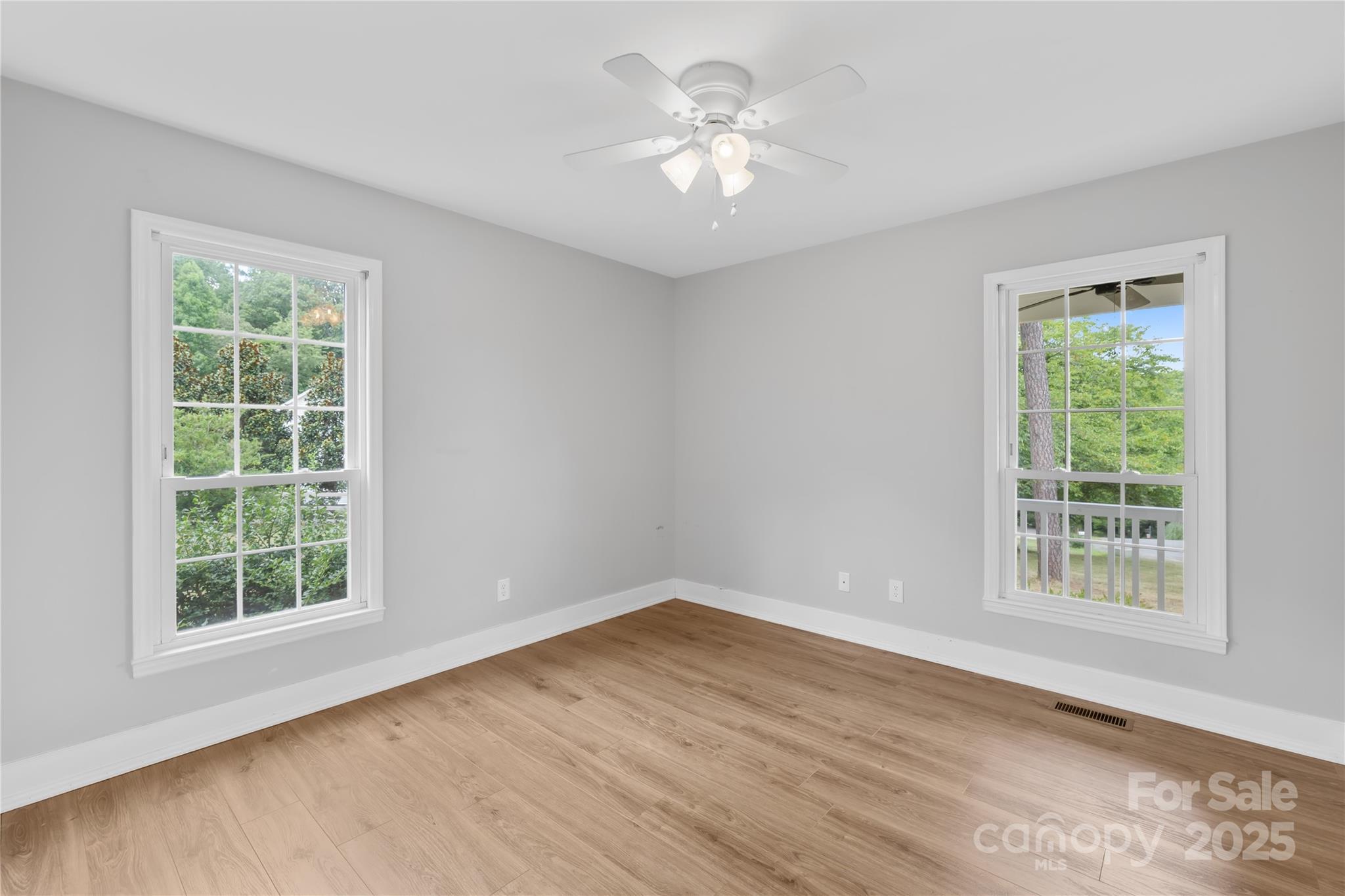 160 Pampas Lane