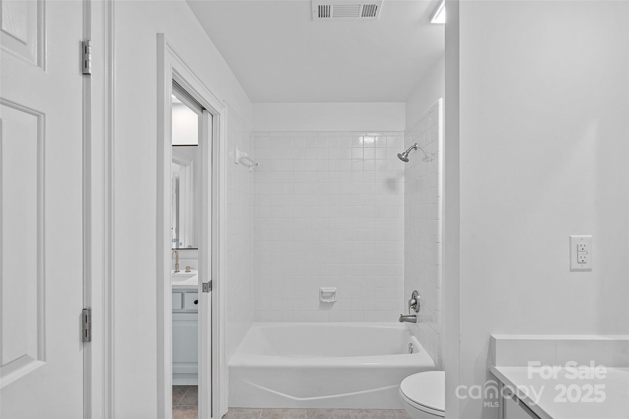 21404 Blakely Shores Drive