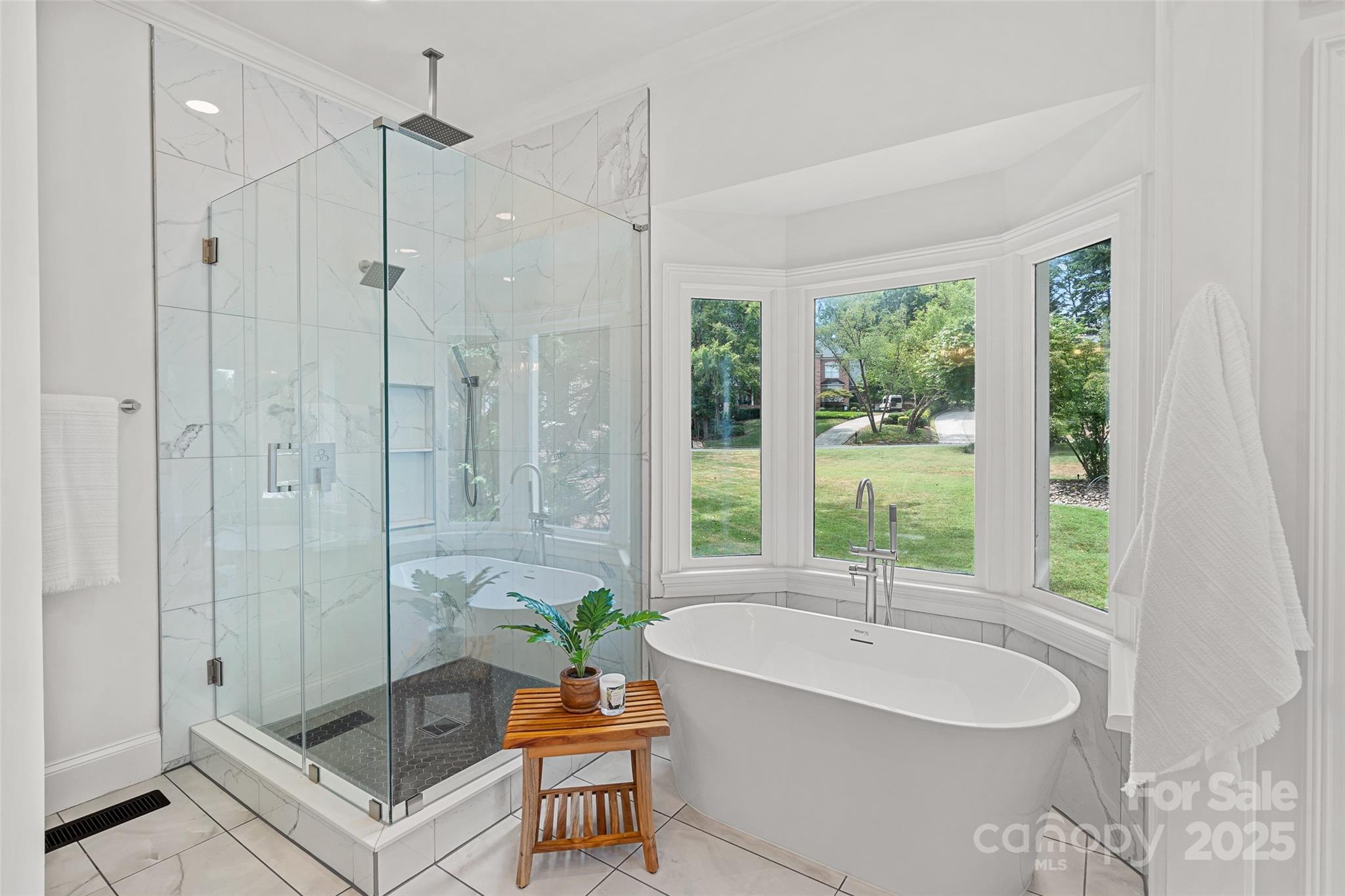 21404 Blakely Shores Drive