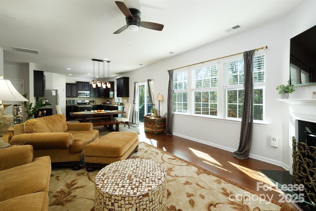 10745 Sapphire Trail