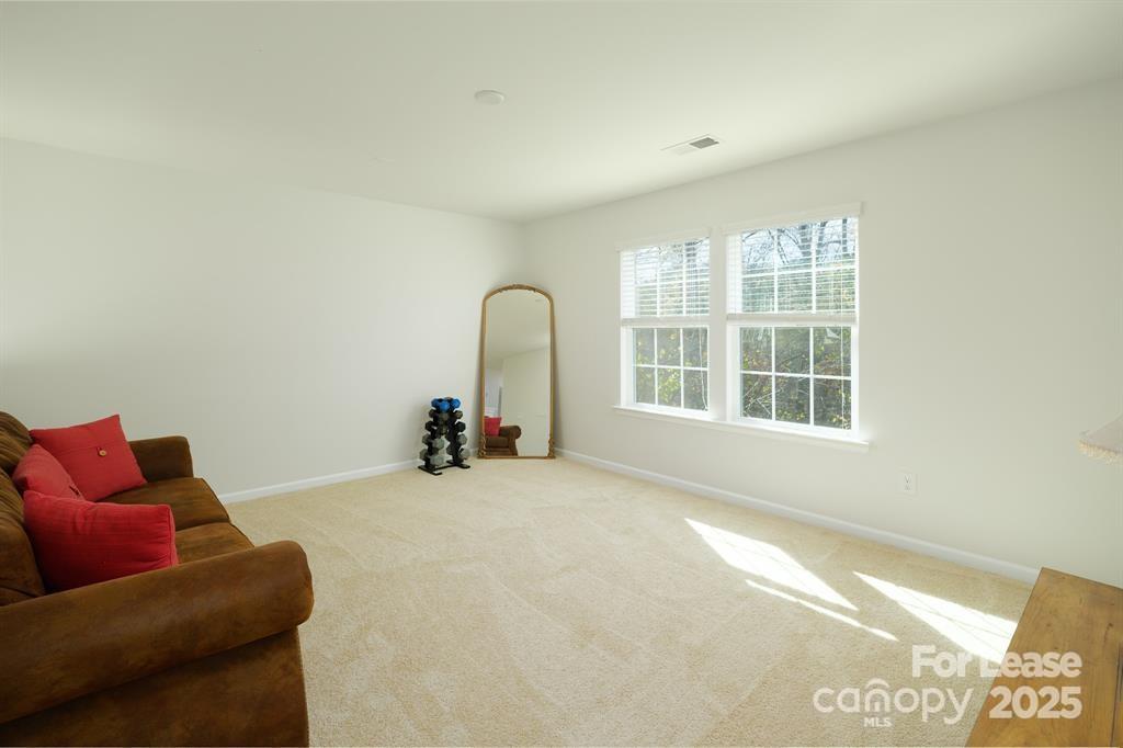 10745 Sapphire Trail