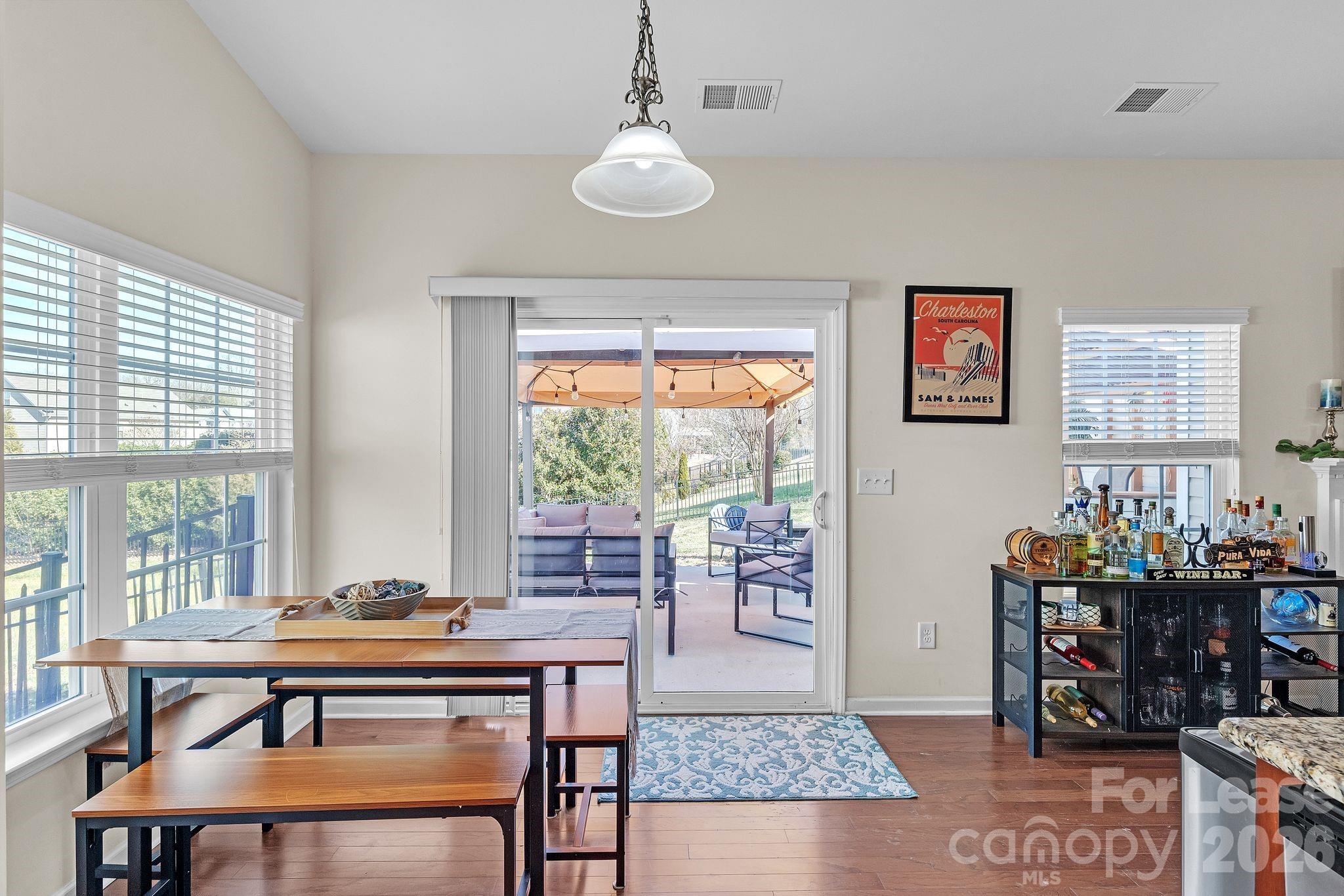 5826 Castlecove Road