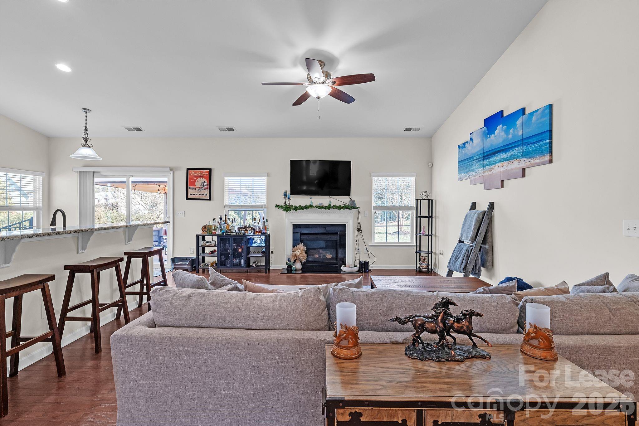 5826 Castlecove Road