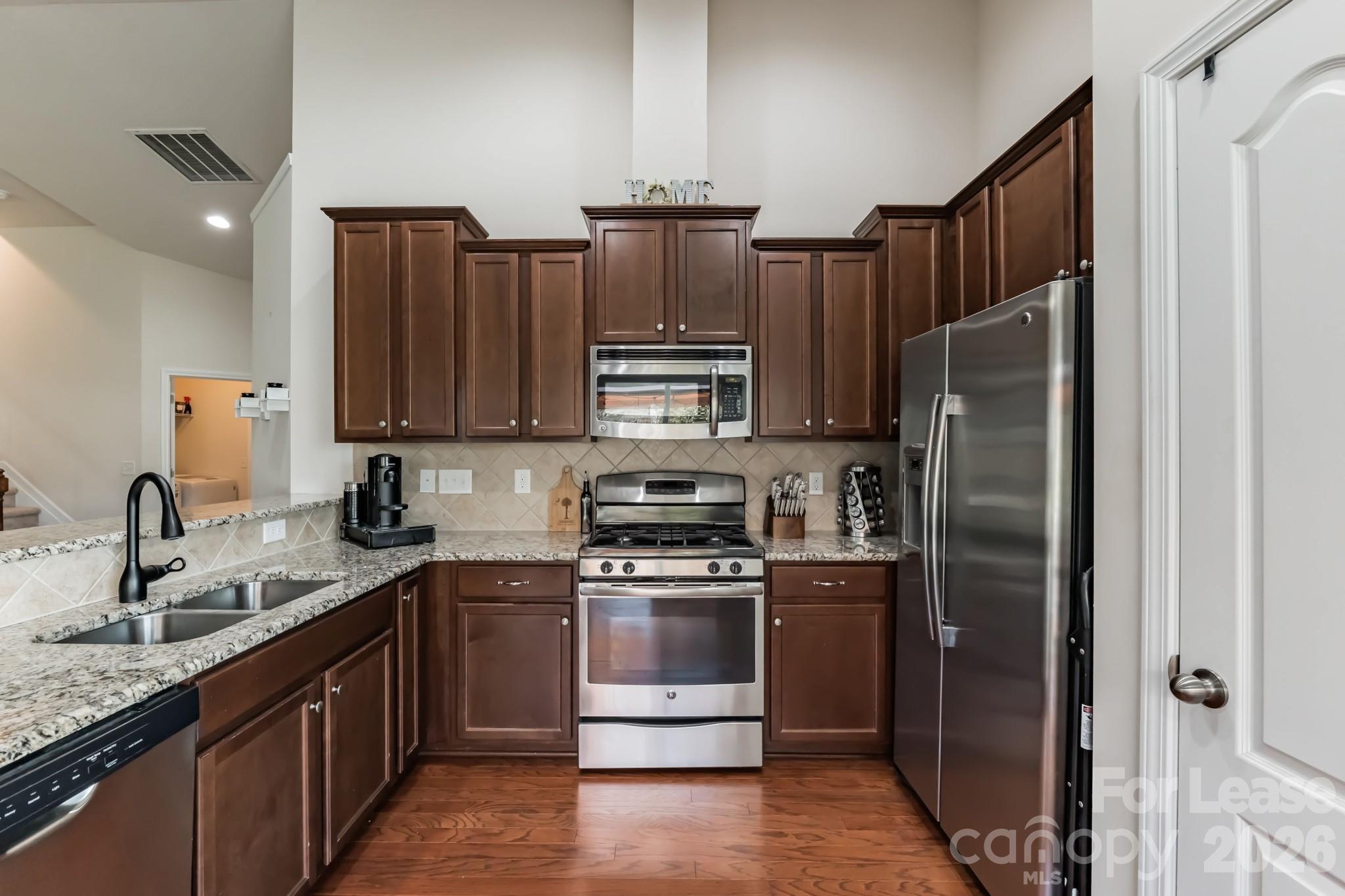 5826 Castlecove Road