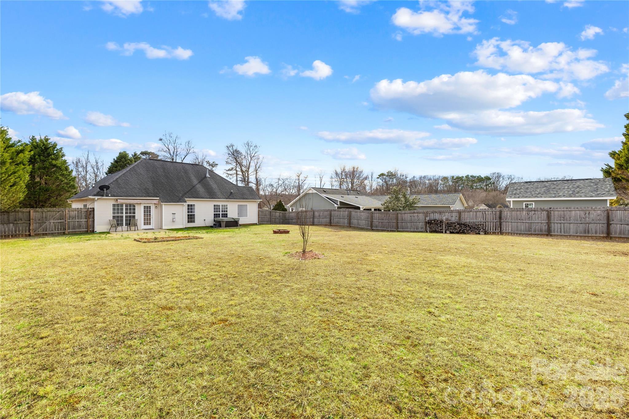 2204 River Chase Drive