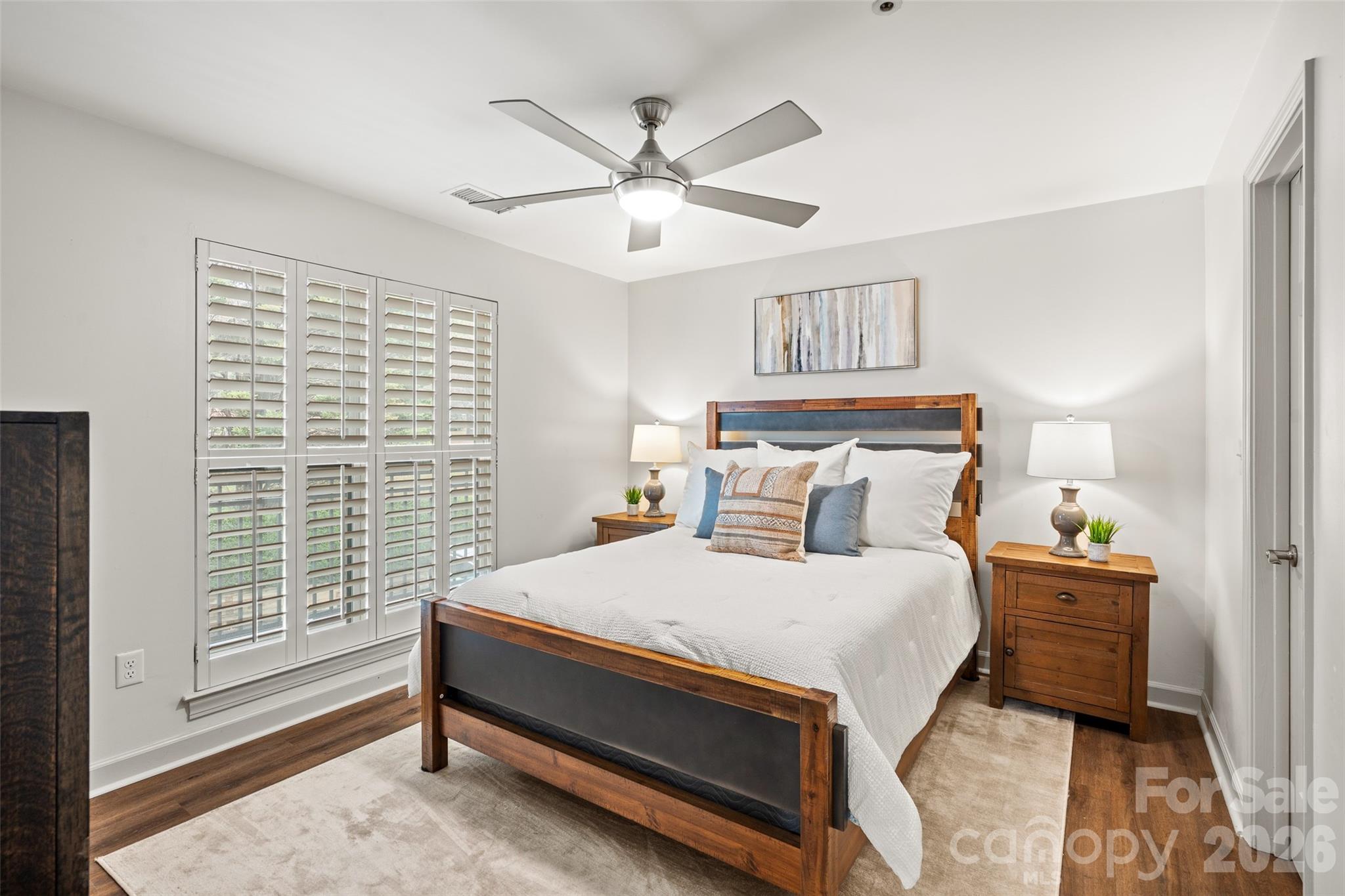 17811 Half Moon Lane