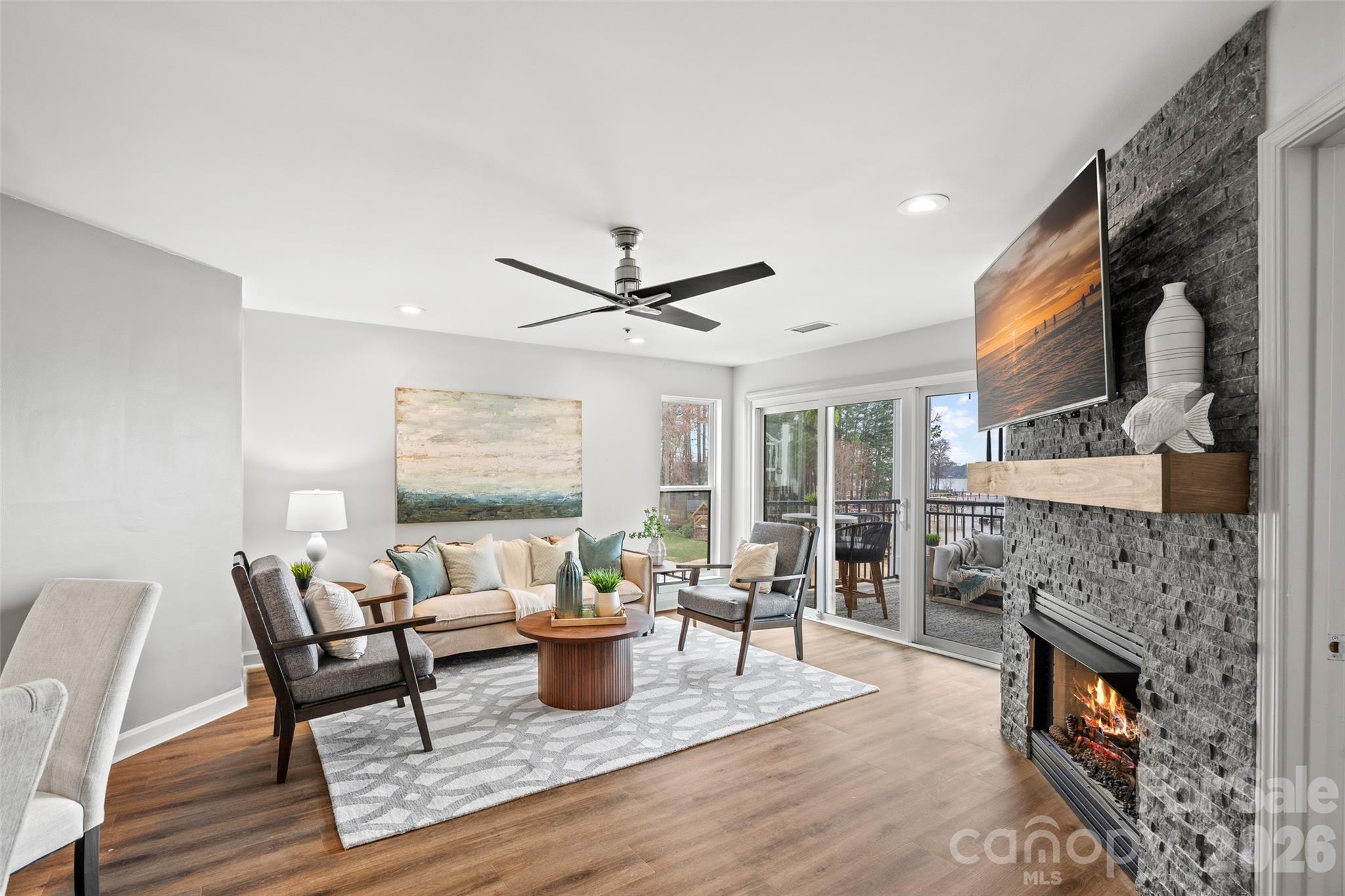 17811 Half Moon Lane