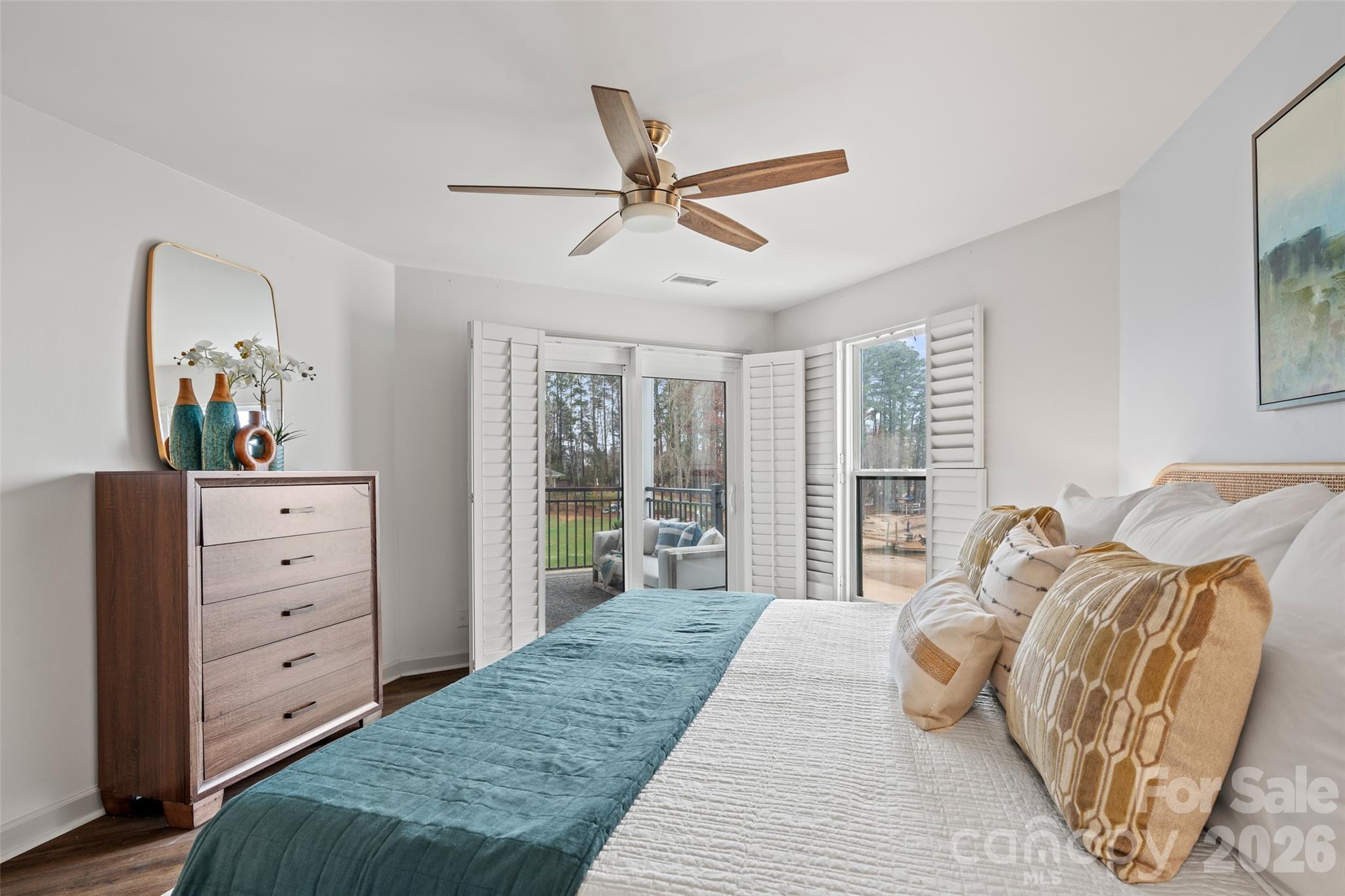 17811 Half Moon Lane