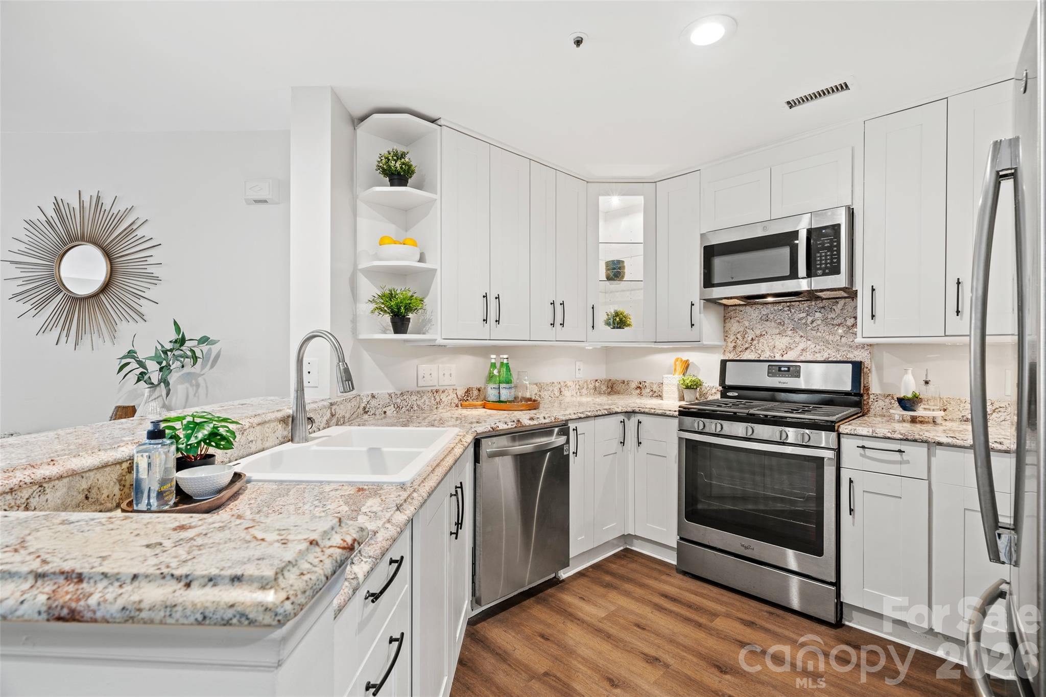 17811 Half Moon Lane