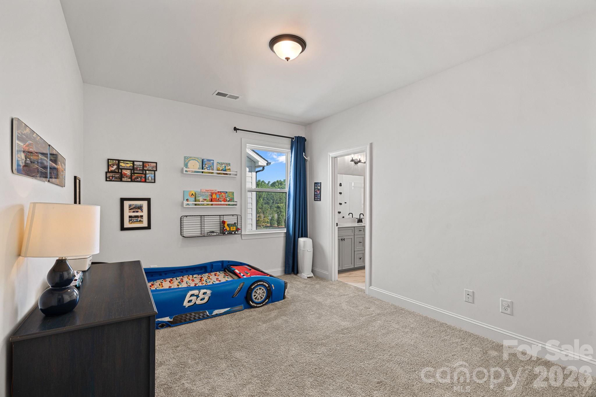 8604 Bridgegate Drive