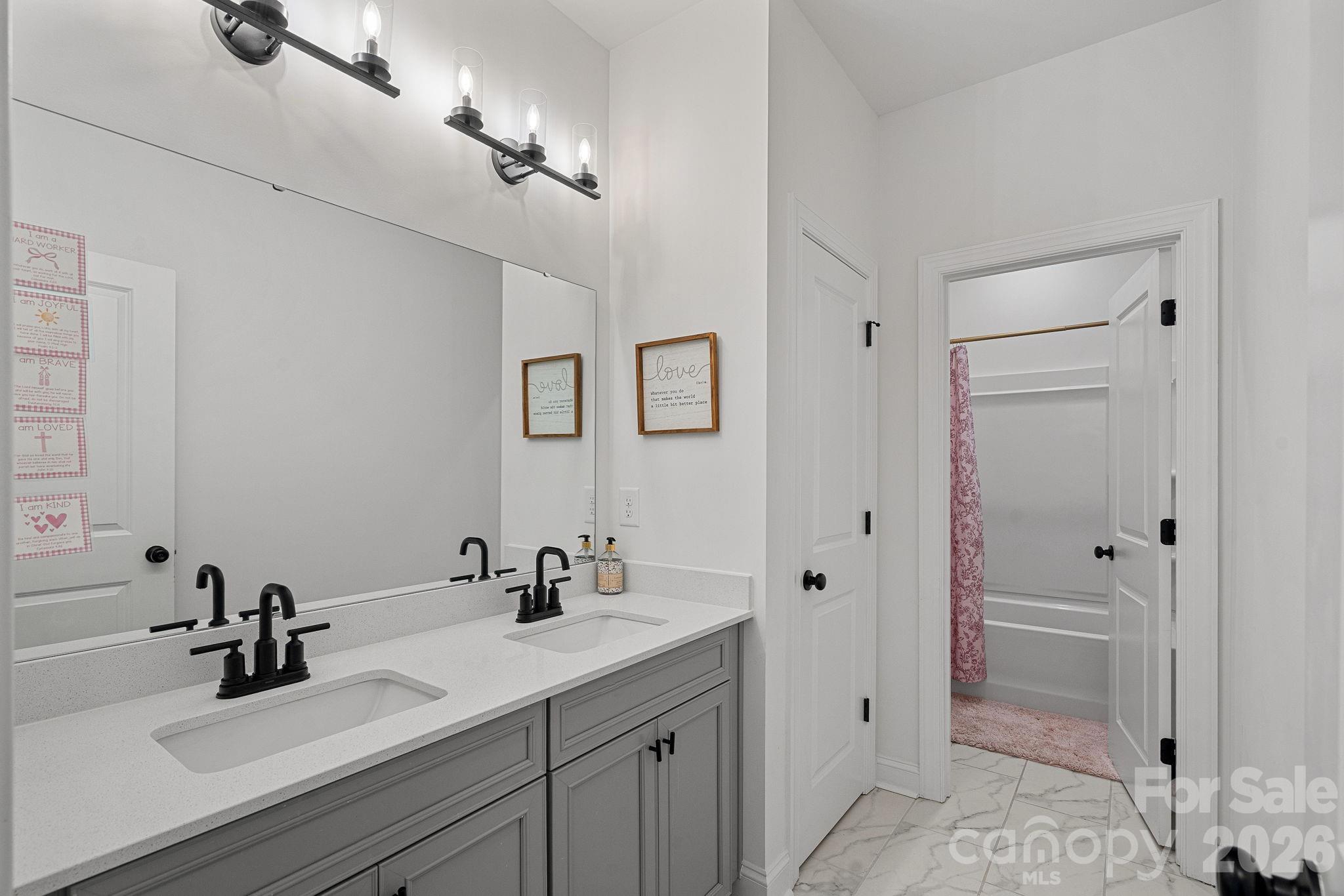 8604 Bridgegate Drive