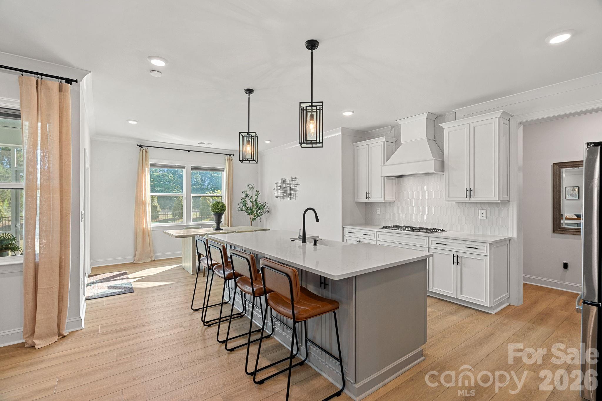 8604 Bridgegate Drive