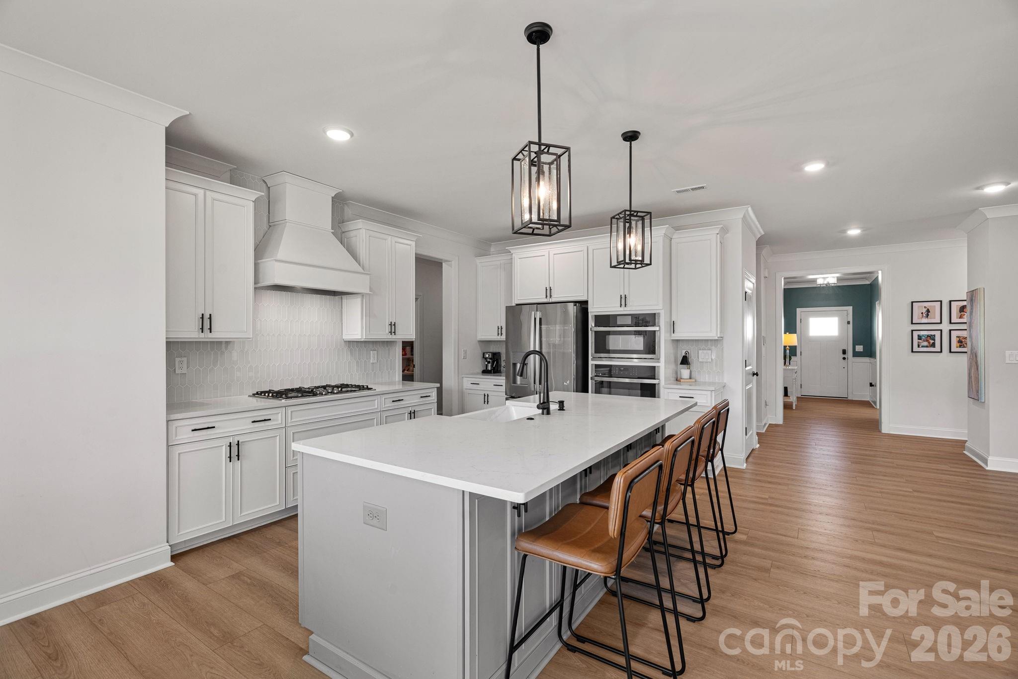 8604 Bridgegate Drive