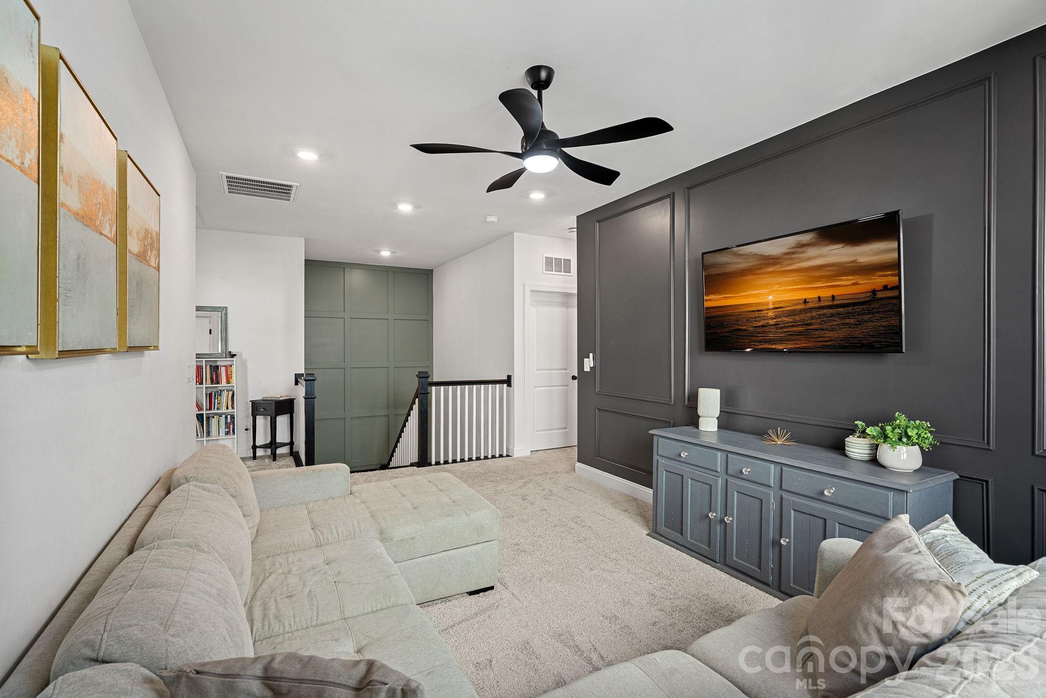 8604 Bridgegate Drive