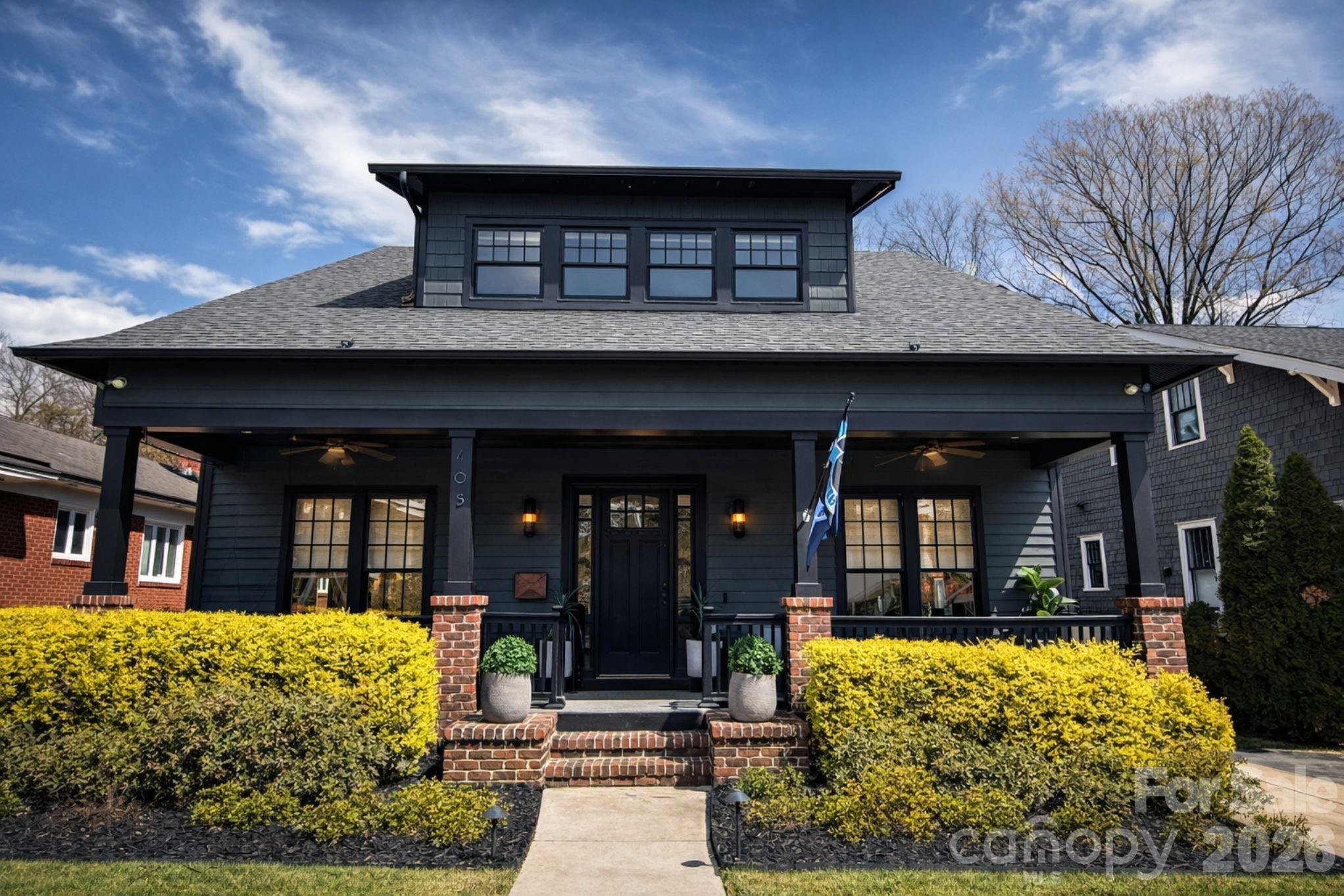 405 E Tremont Avenue