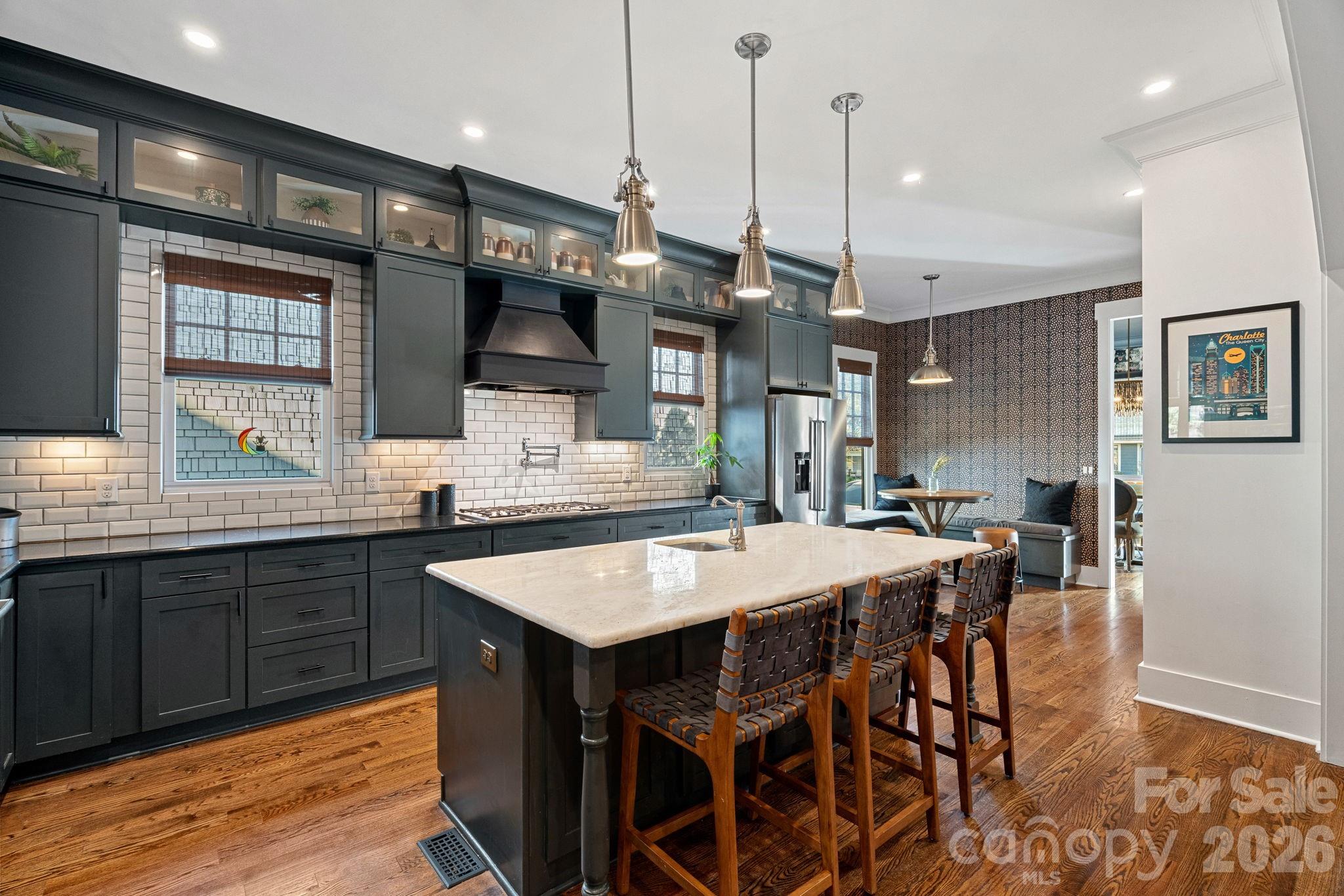 405 E Tremont Avenue