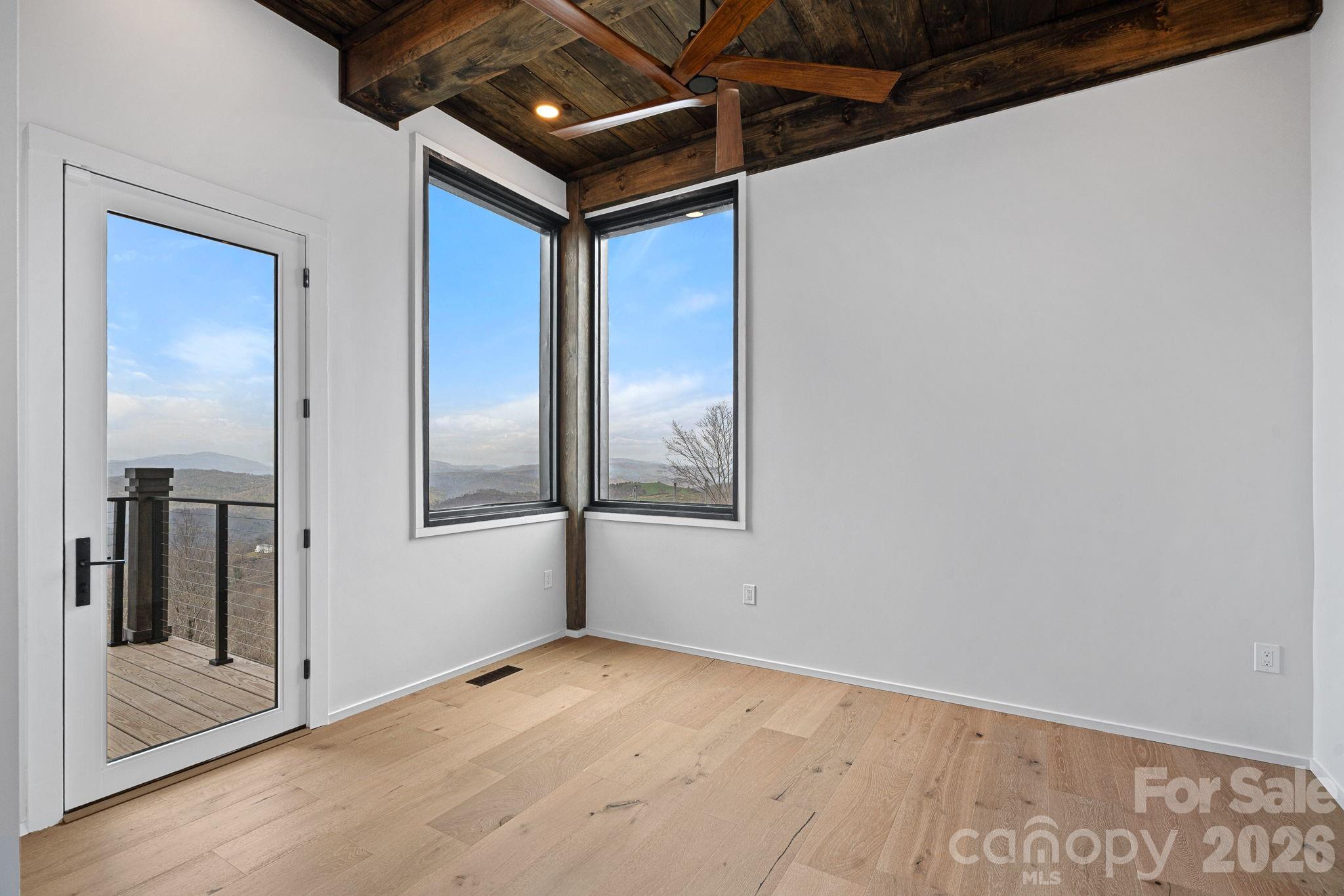 404 Silver Eagle Trail