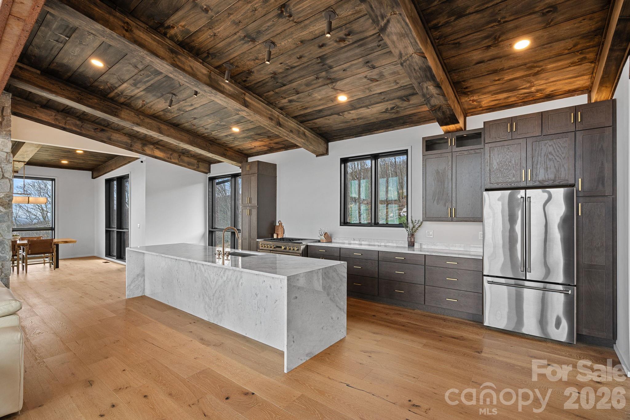 404 Silver Eagle Trail