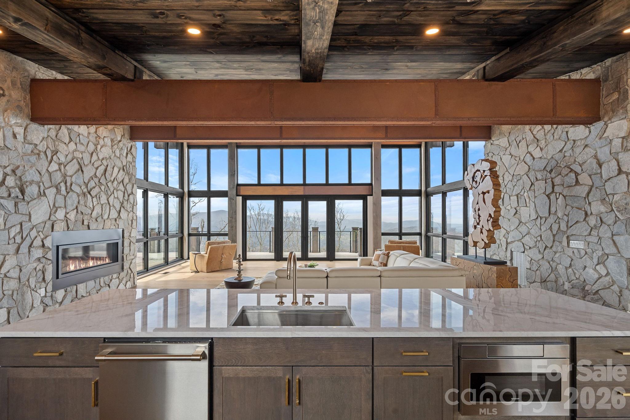 404 Silver Eagle Trail