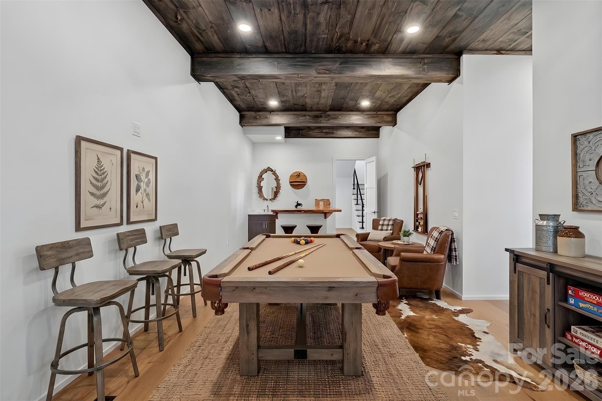 404 Silver Eagle Trail