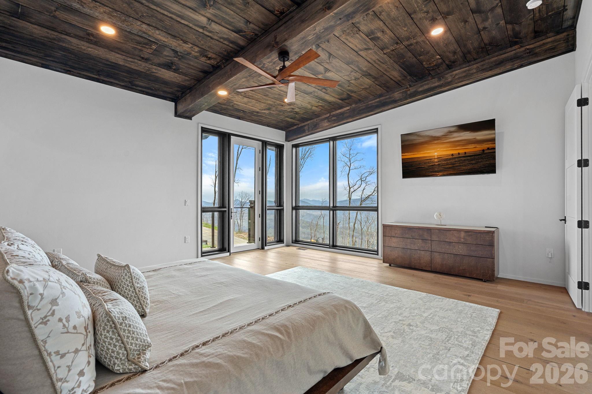 404 Silver Eagle Trail