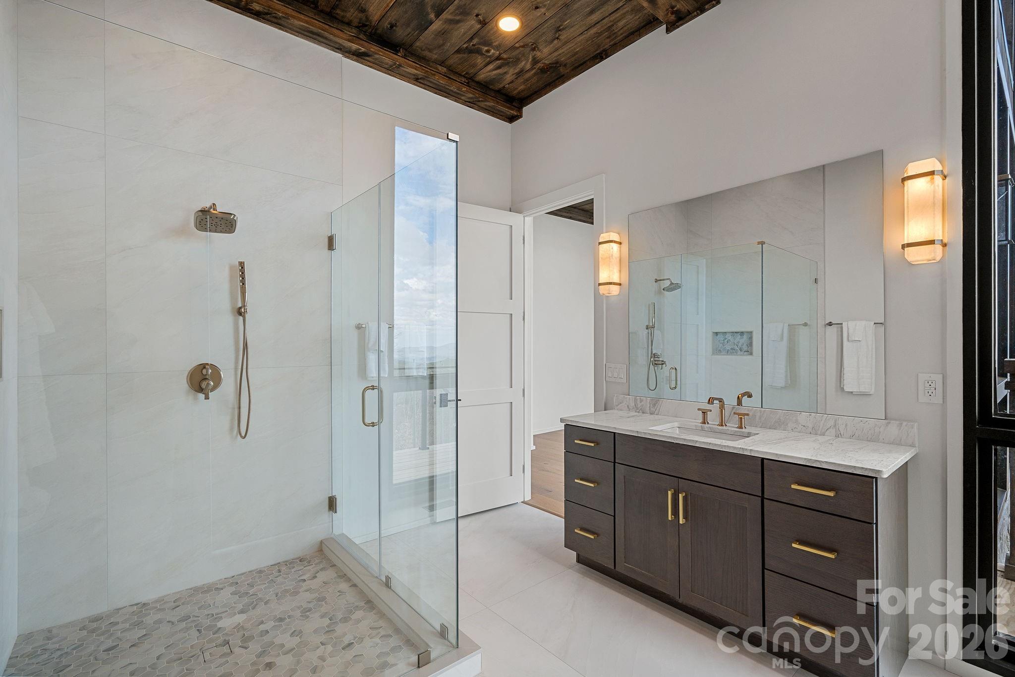 404 Silver Eagle Trail