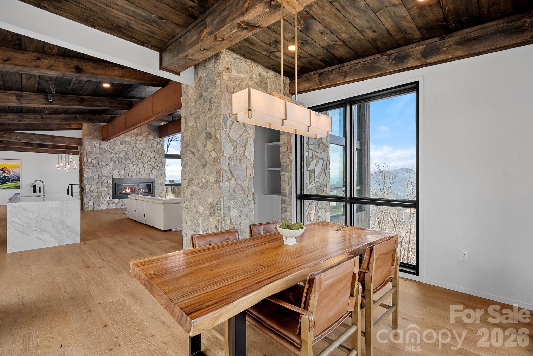 404 Silver Eagle Trail