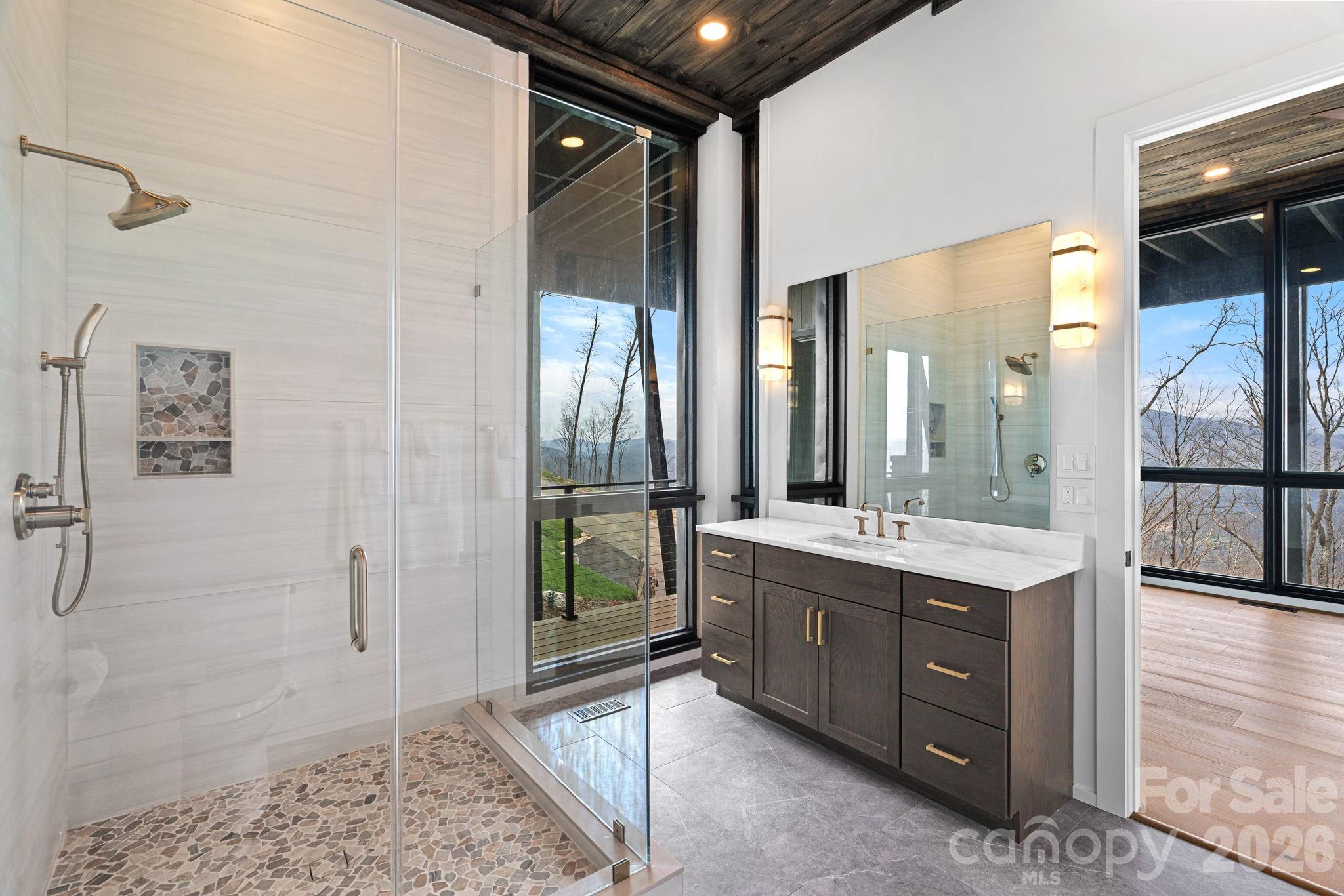 404 Silver Eagle Trail