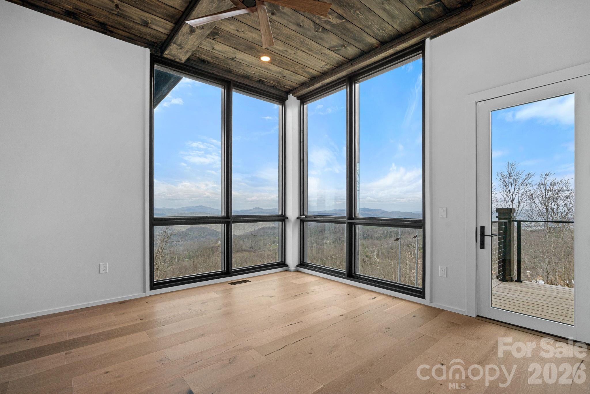 404 Silver Eagle Trail