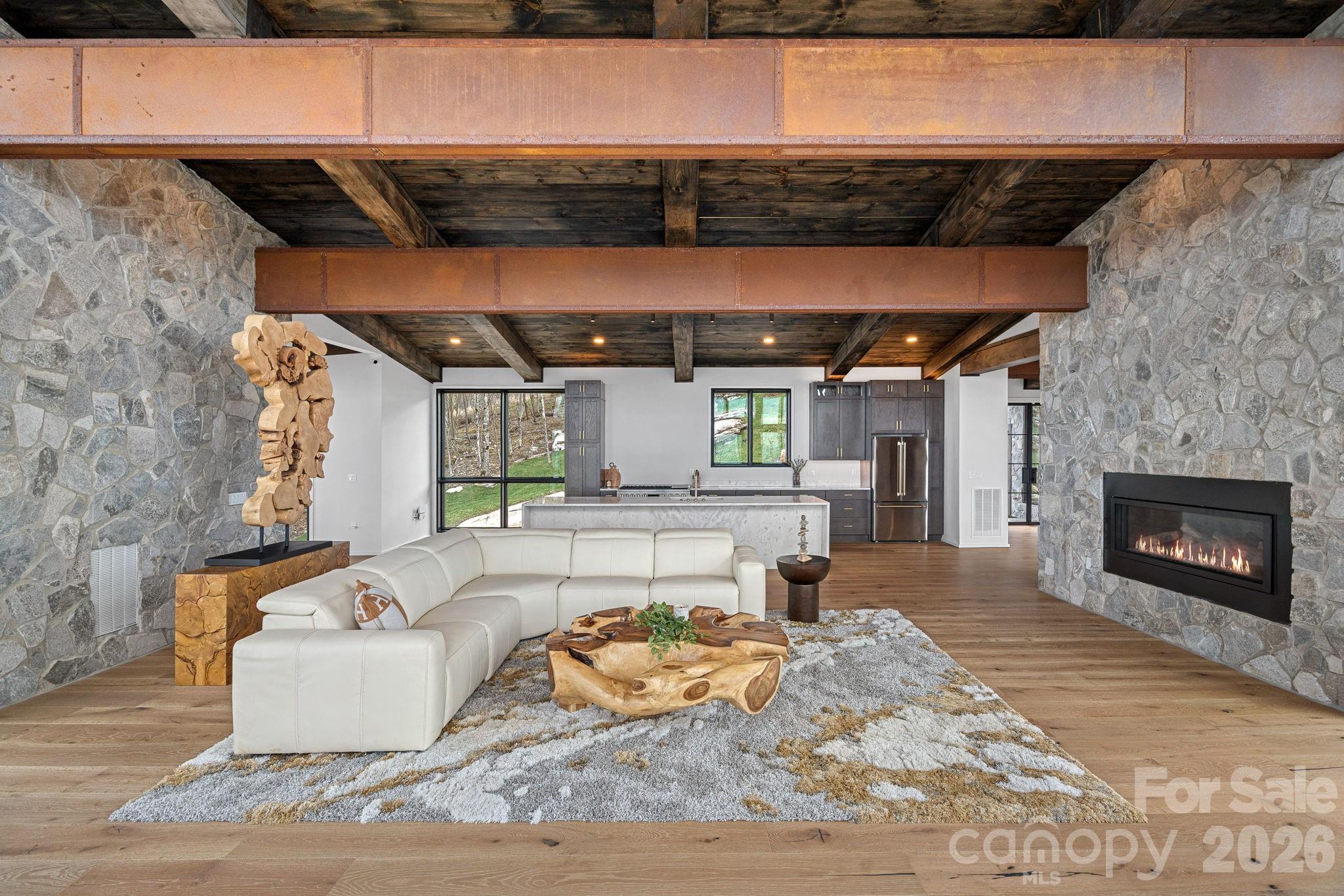 404 Silver Eagle Trail