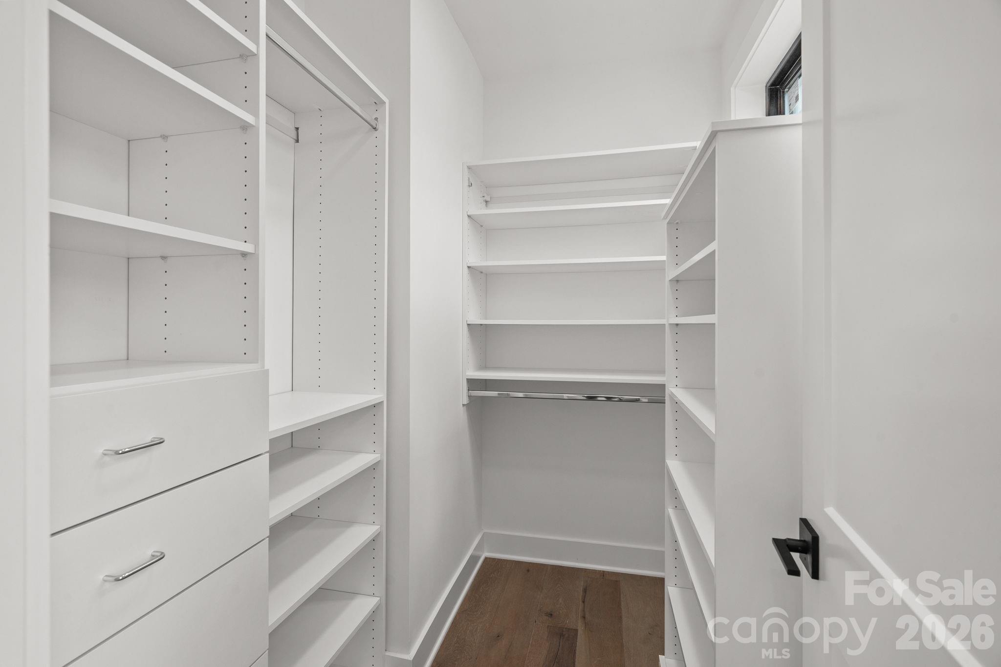 1006 Westbrook Drive Unit: B