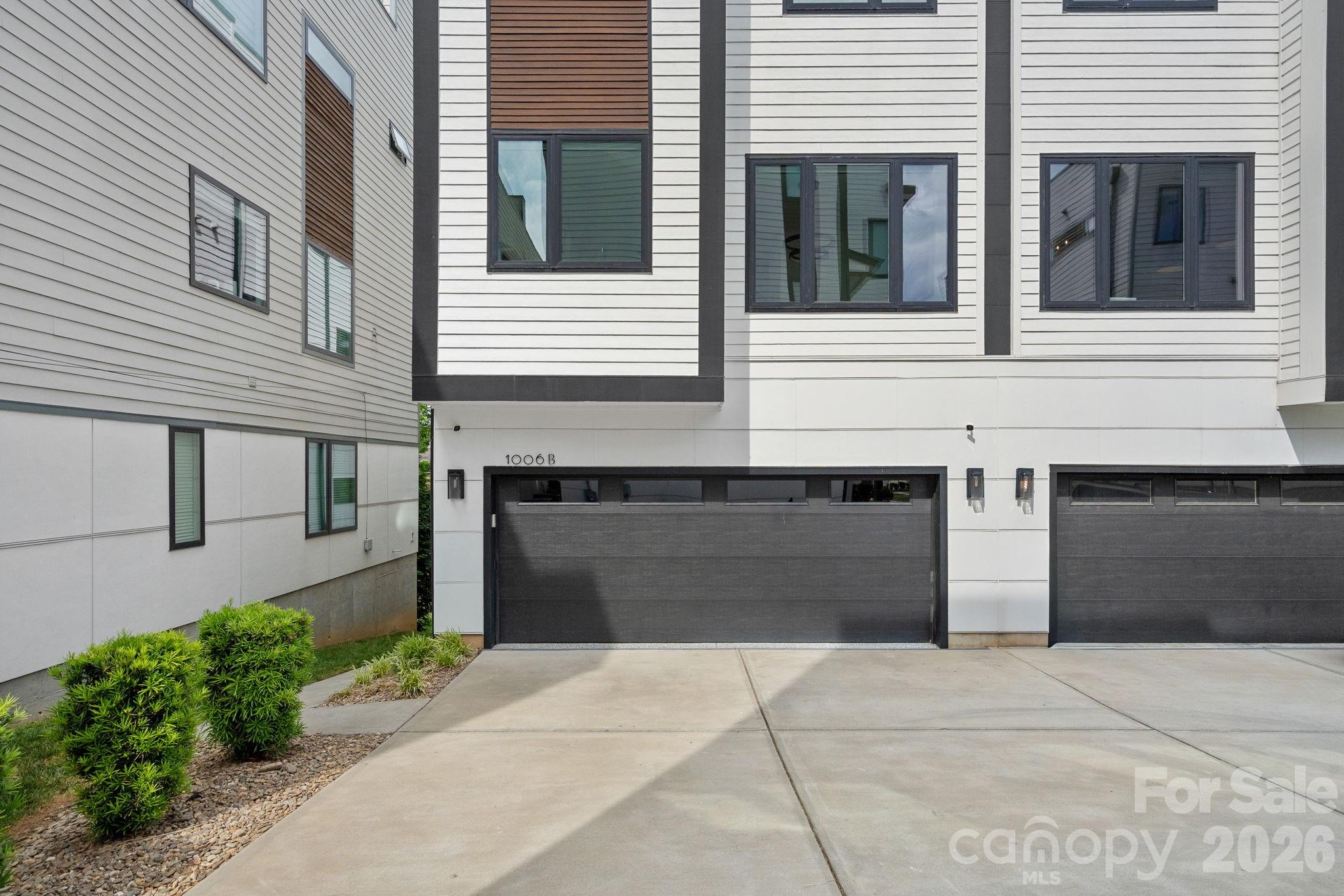 1006 Westbrook Drive Unit: B
