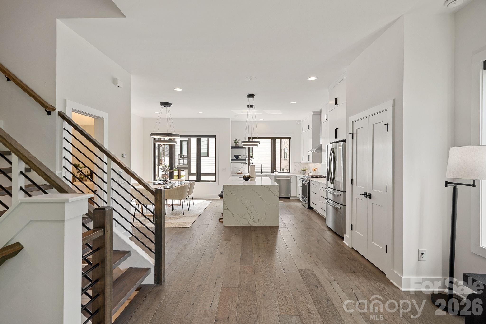 1006 Westbrook Drive Unit: B