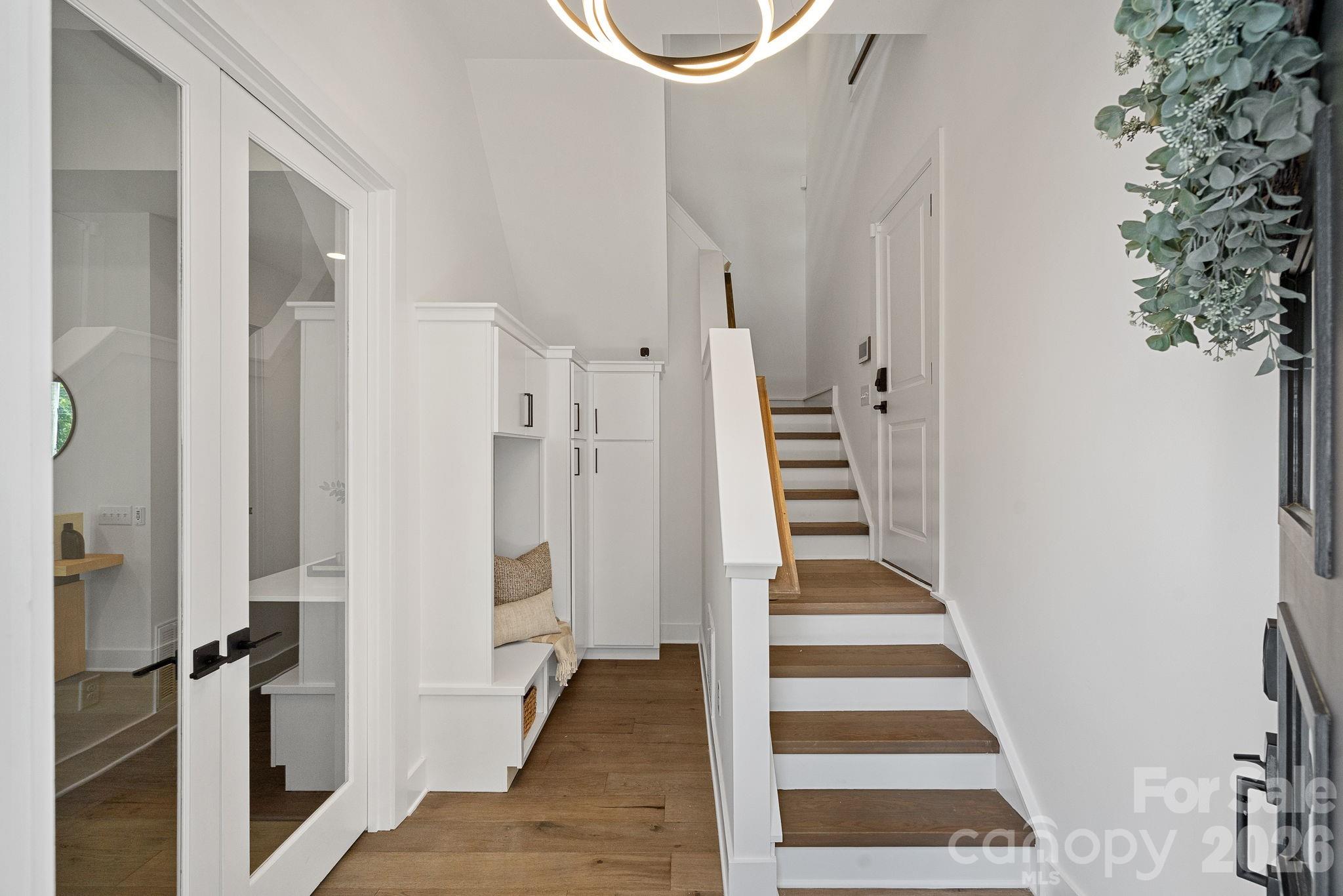 1006 Westbrook Drive Unit: B