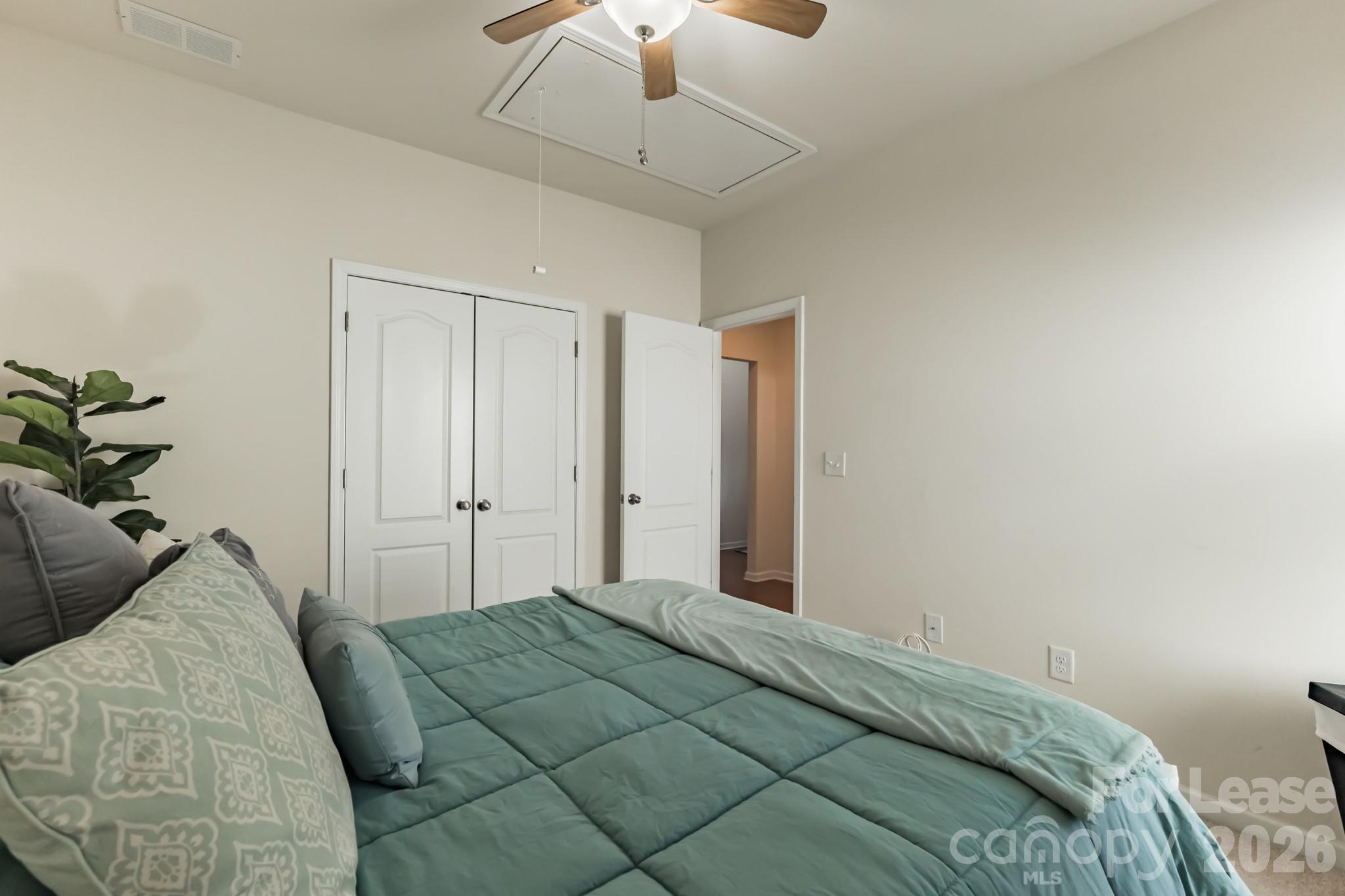 5826 Castlecove Road