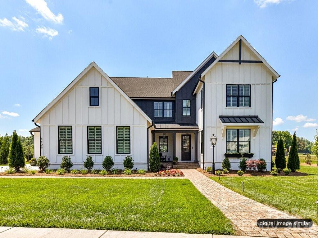 2232 Grey Road