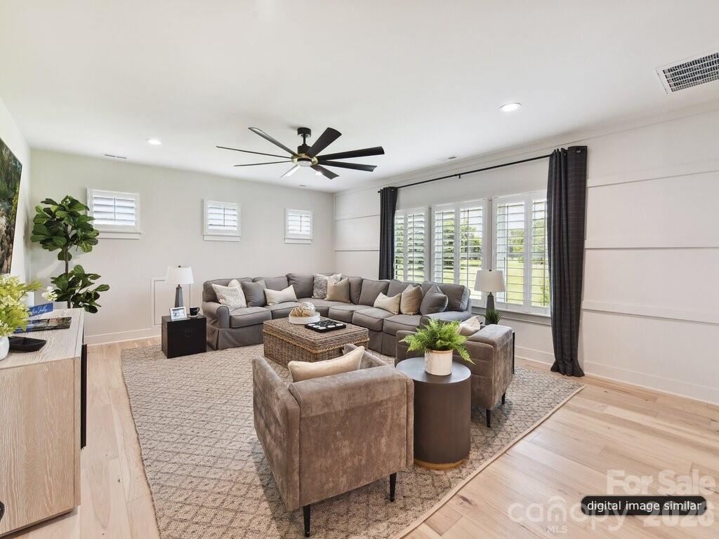 2232 Grey Road