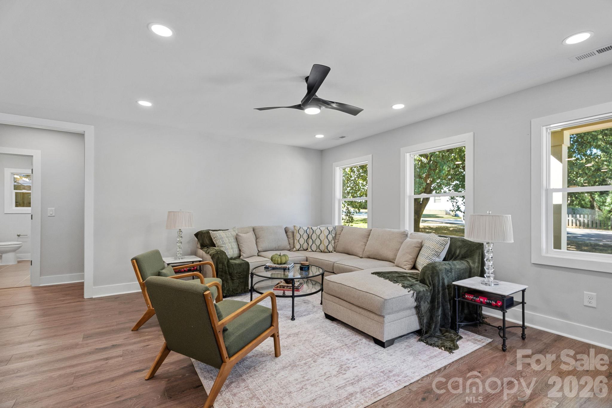 1949 Garibaldi Avenue