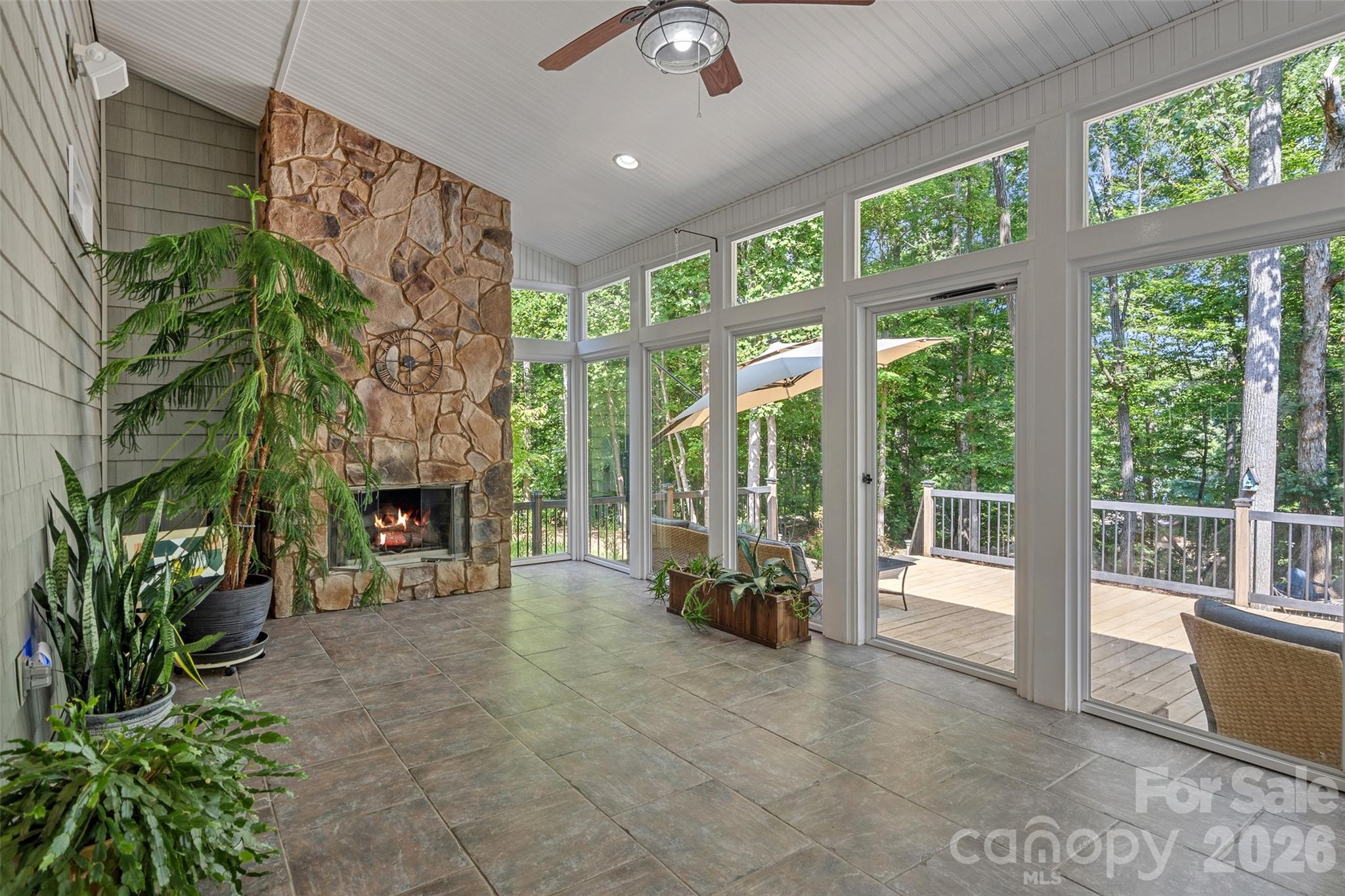 199 Robinson Road