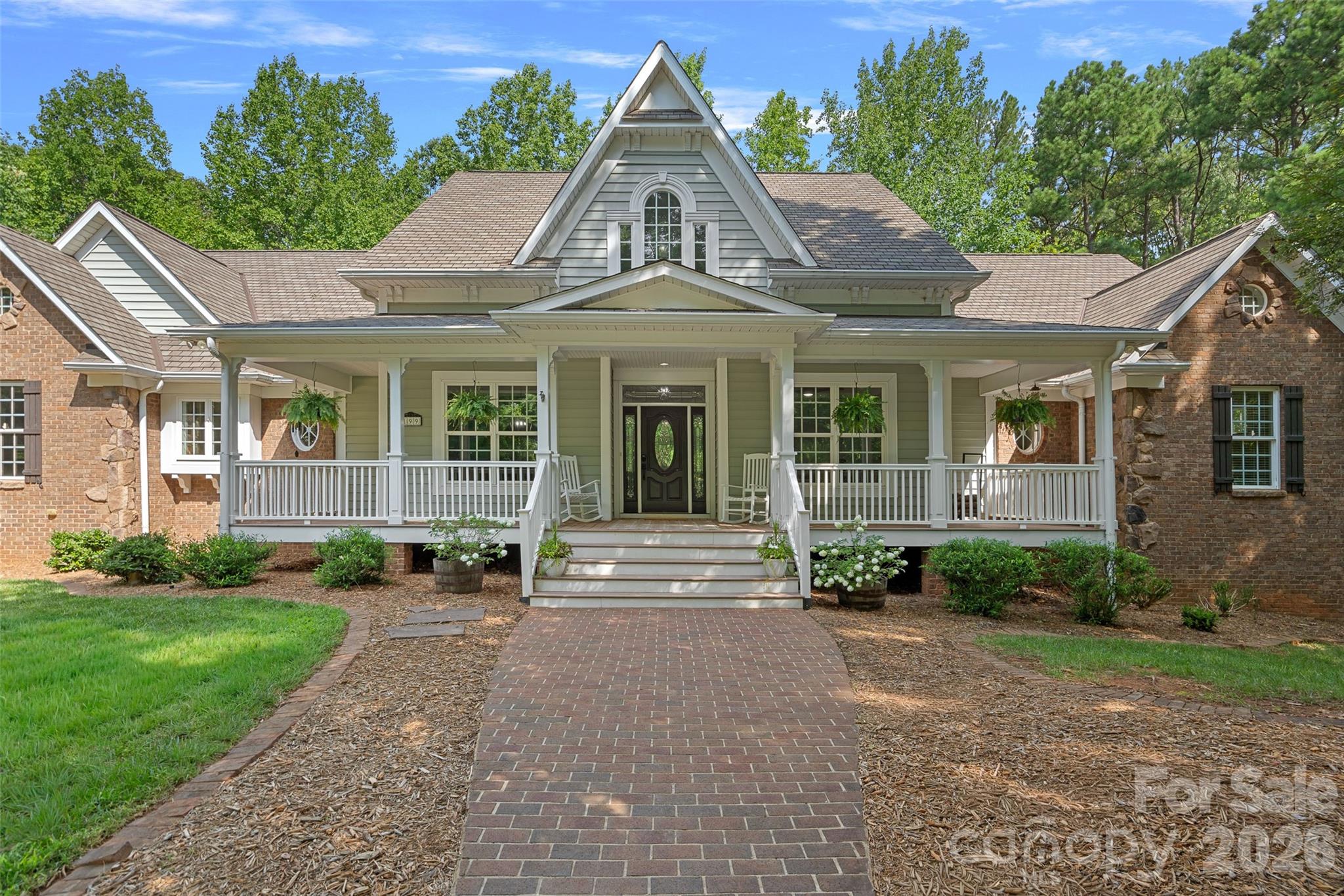 199 Robinson Road