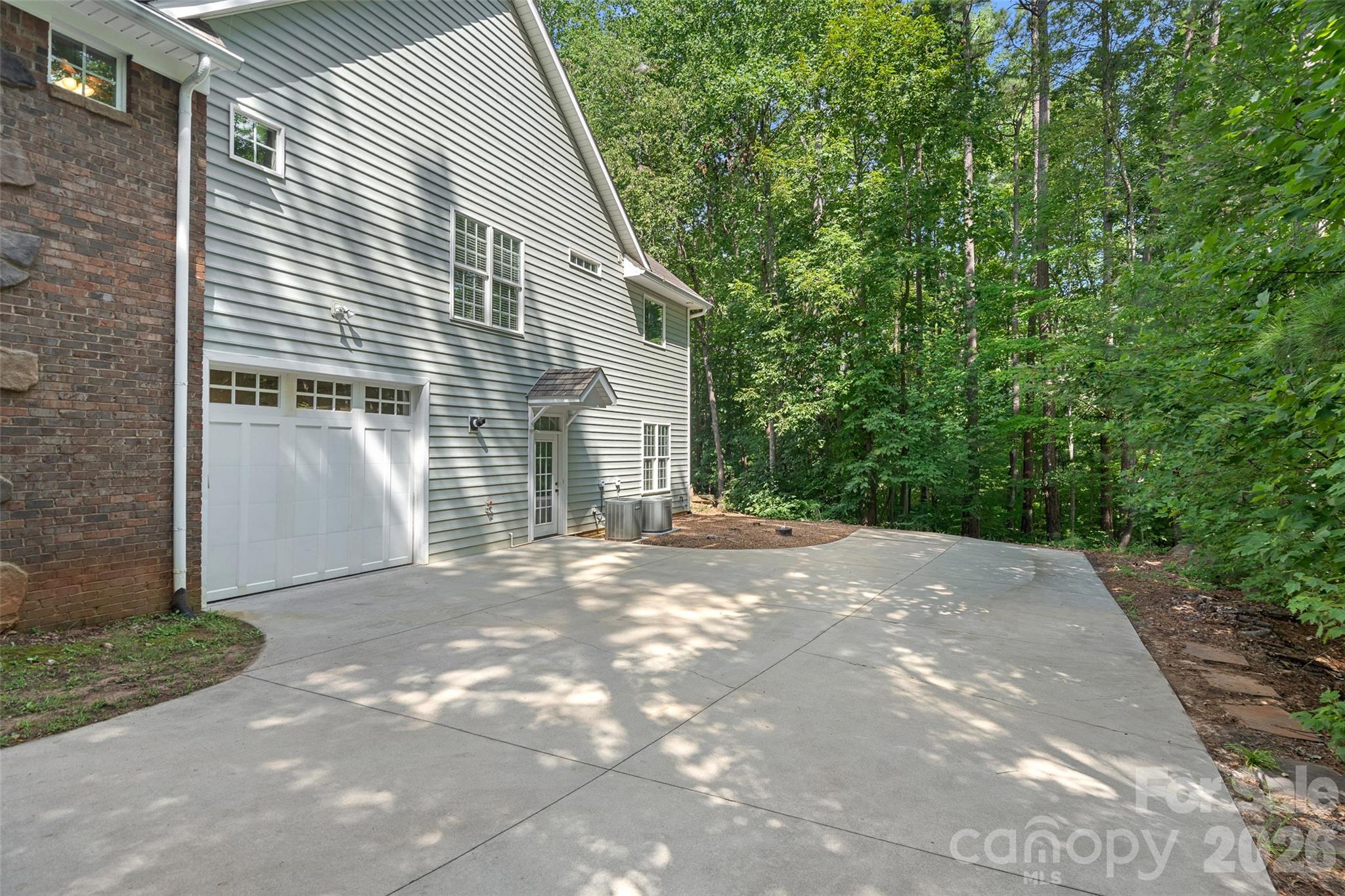199 Robinson Road
