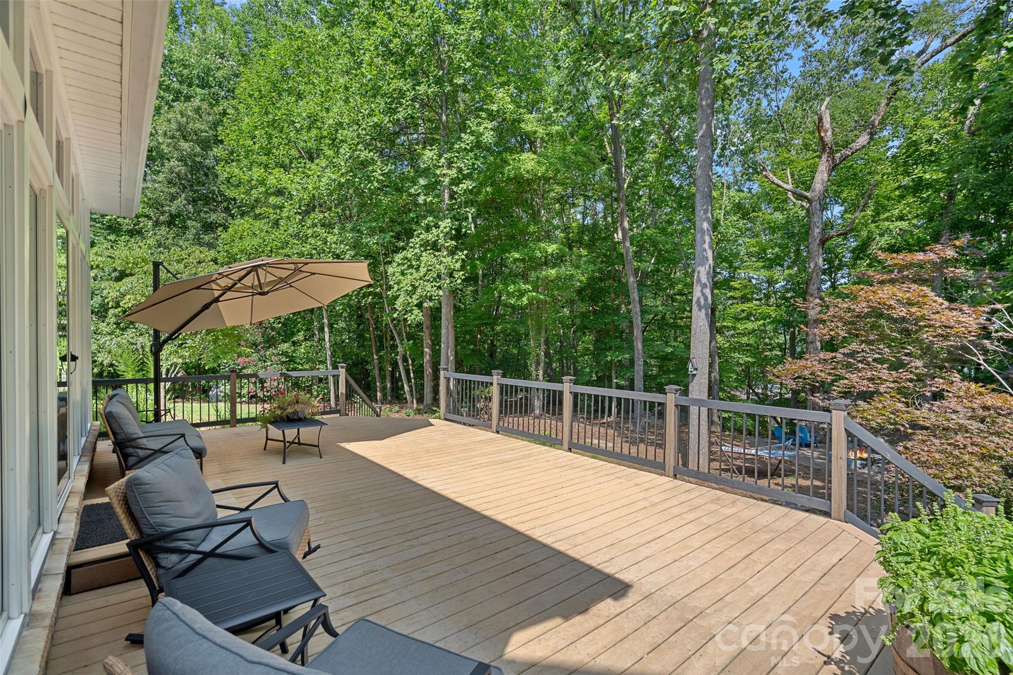 199 Robinson Road