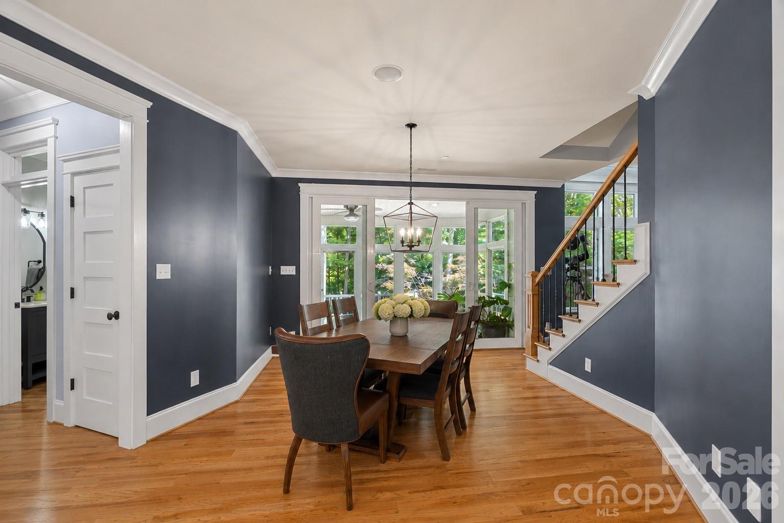 199 Robinson Road